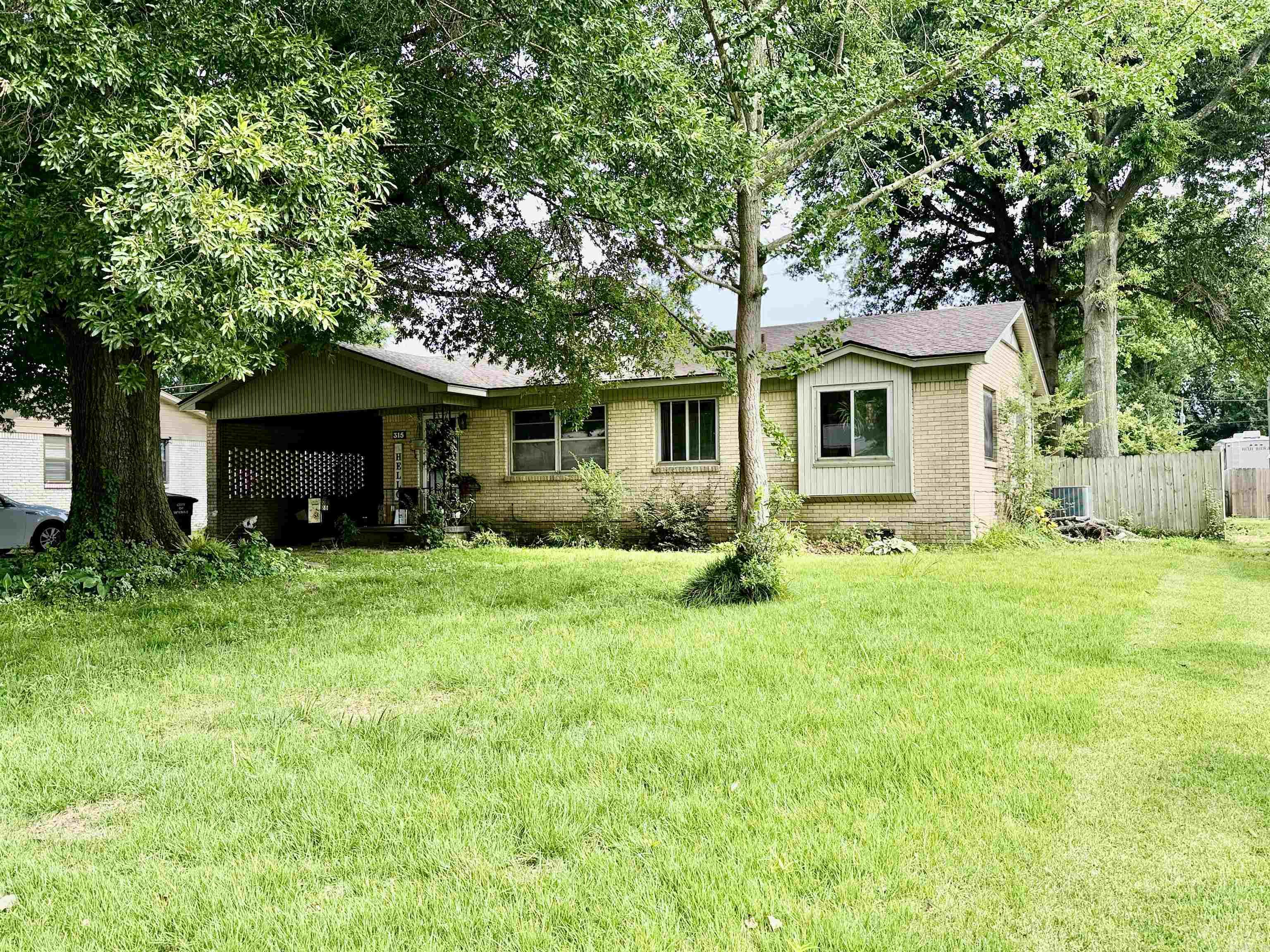 315 Clifton Dr  Wynne, AR