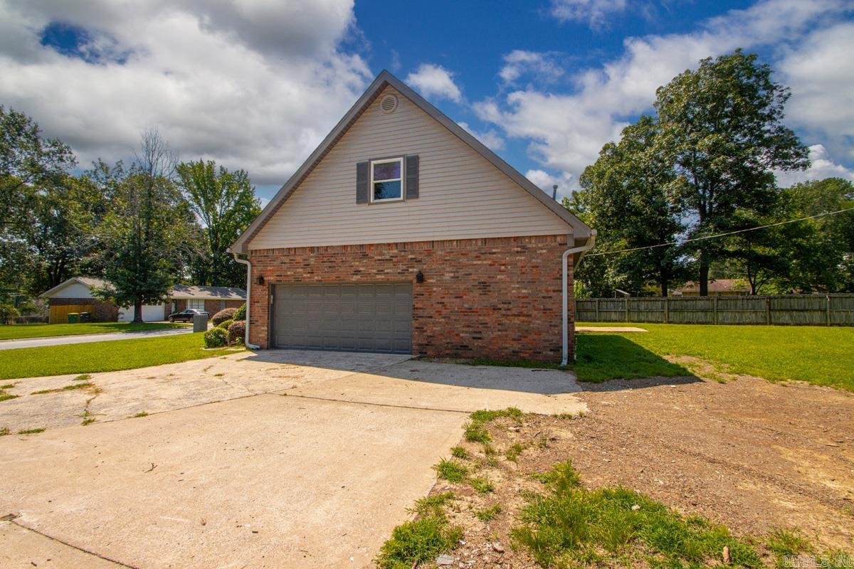 20 Houston Dr  Sherwood, AR