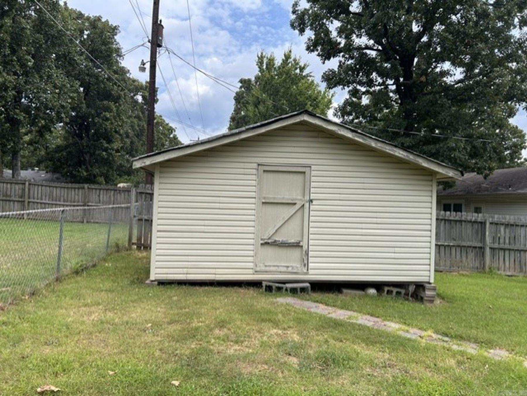 5813 Granby Road  North Little Rock, AR