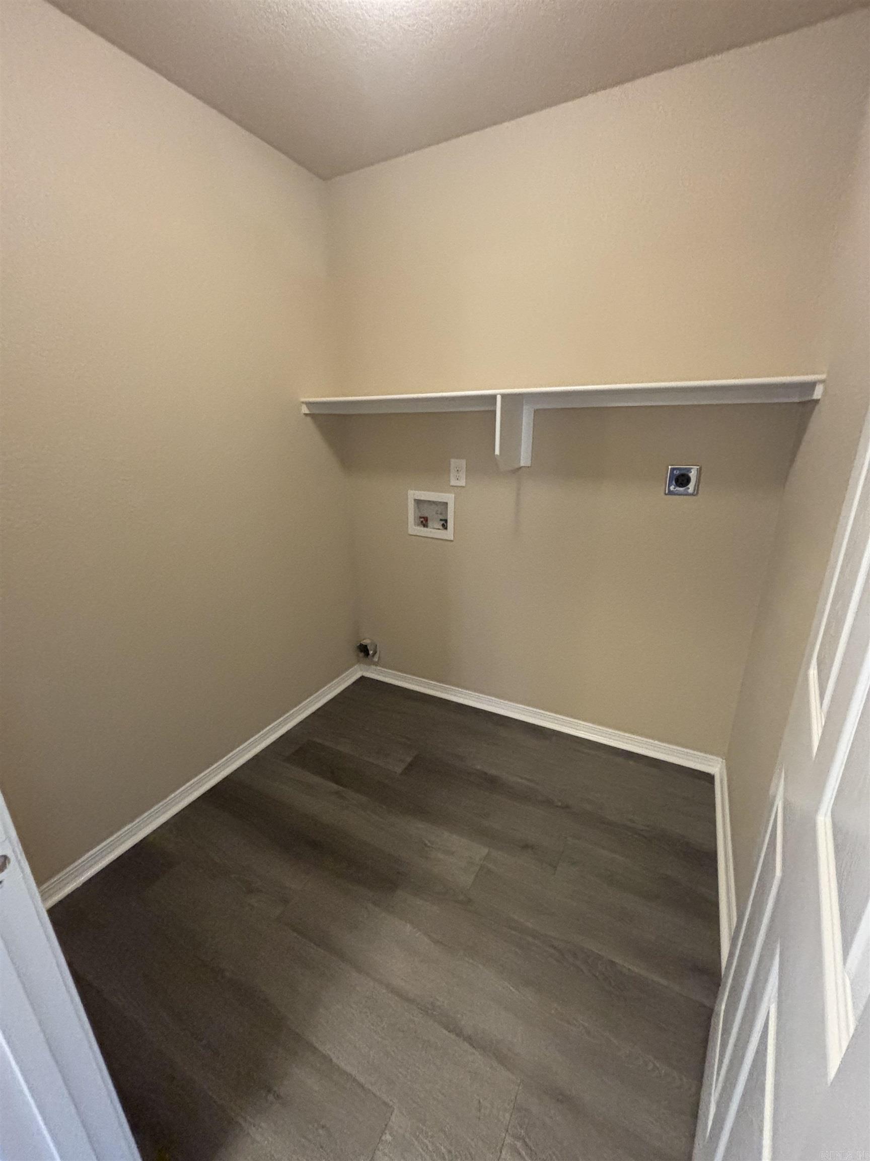 6316 Lena  Alexander, AR