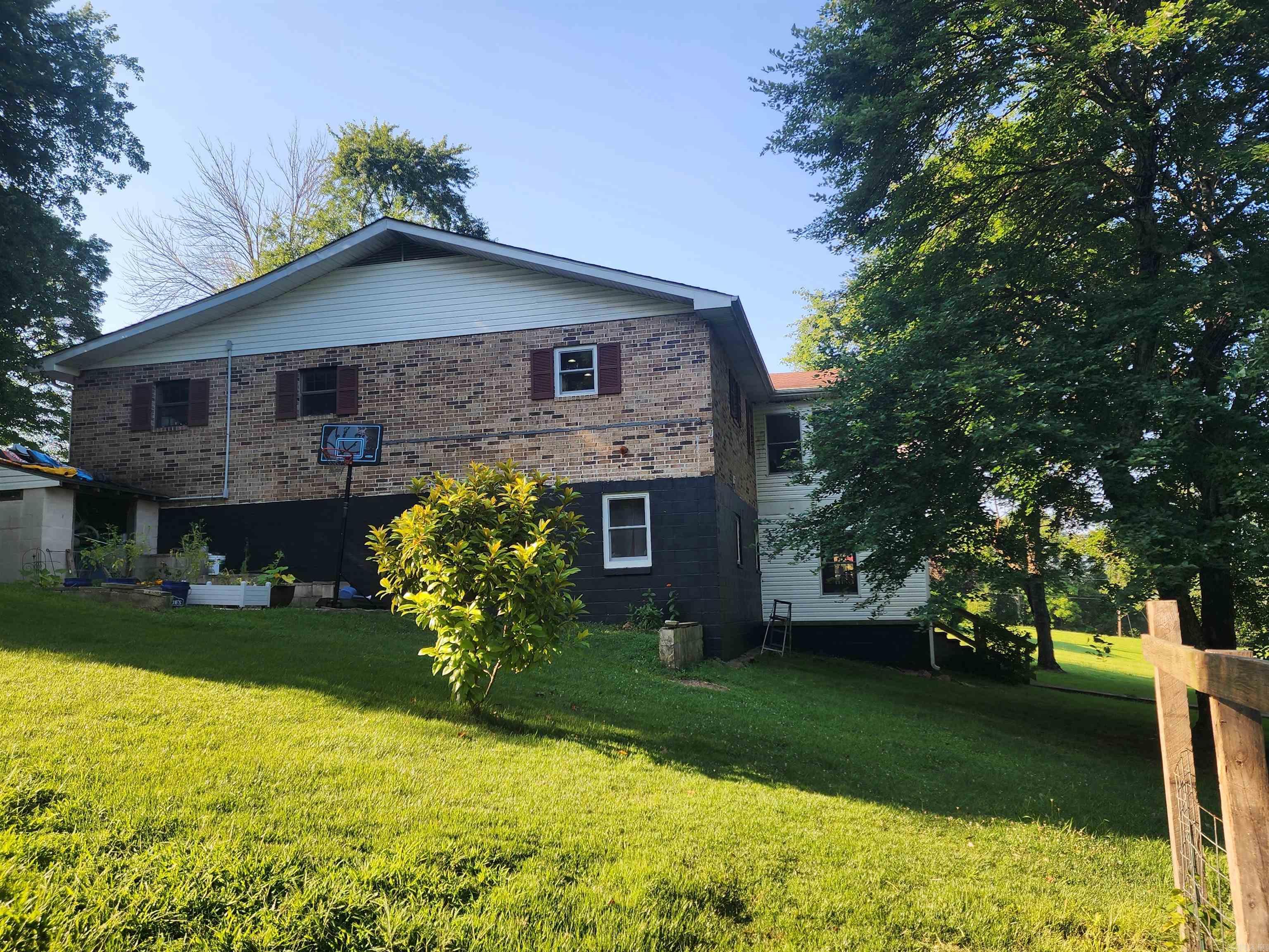 458 Tutt  Yellville, AR