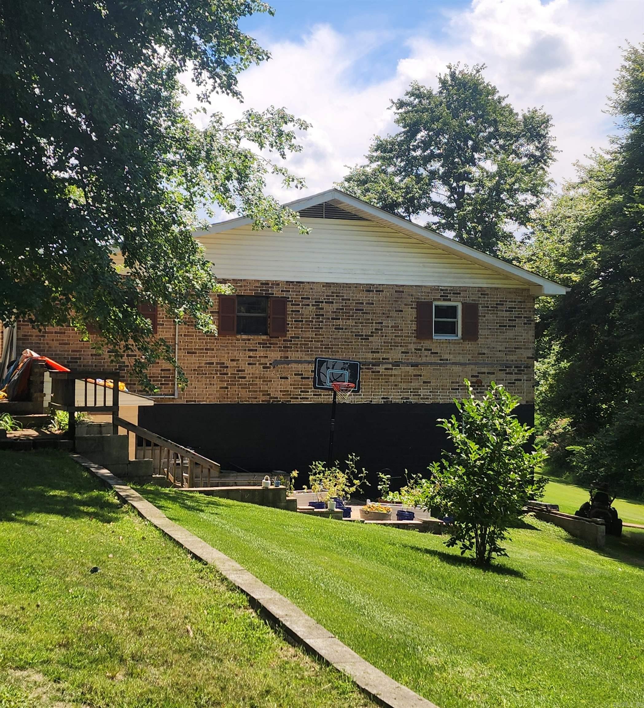 458 Tutt  Yellville, AR