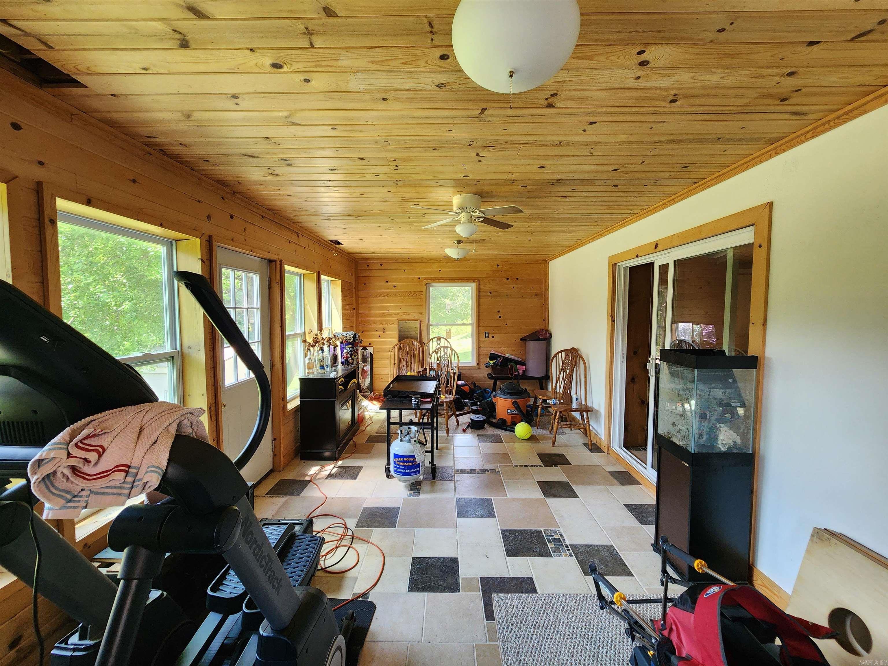 458 Tutt Place Yellville, AR 72687