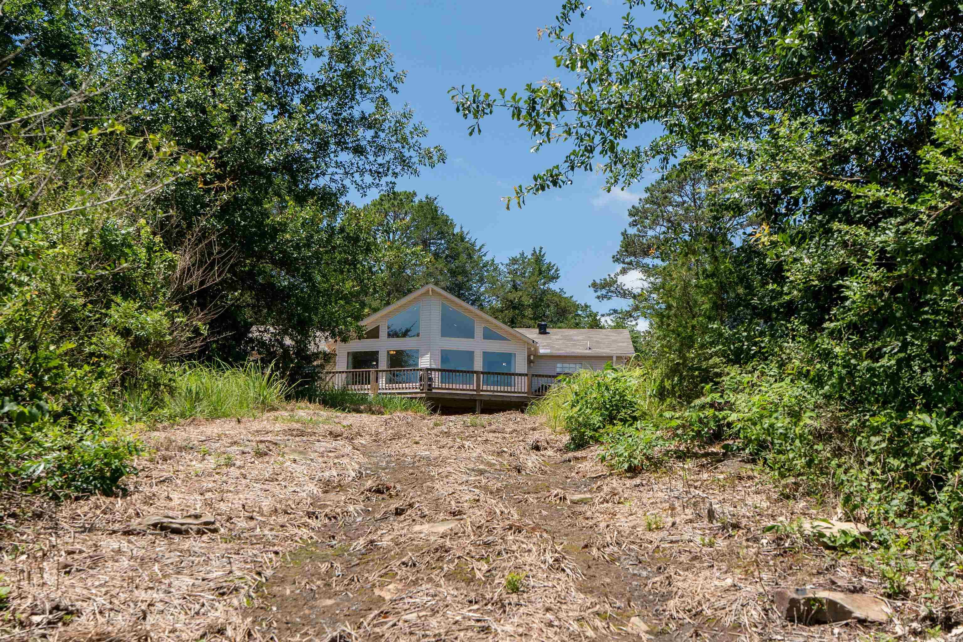 478 Burning Tree  Greers Ferry, AR