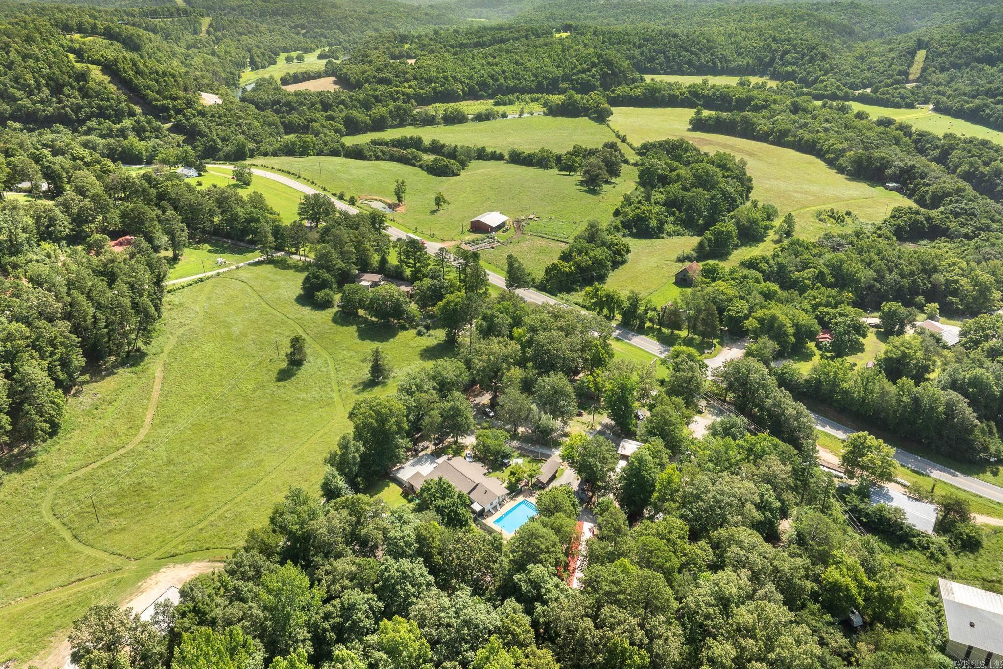 621 E Court  Jasper, AR