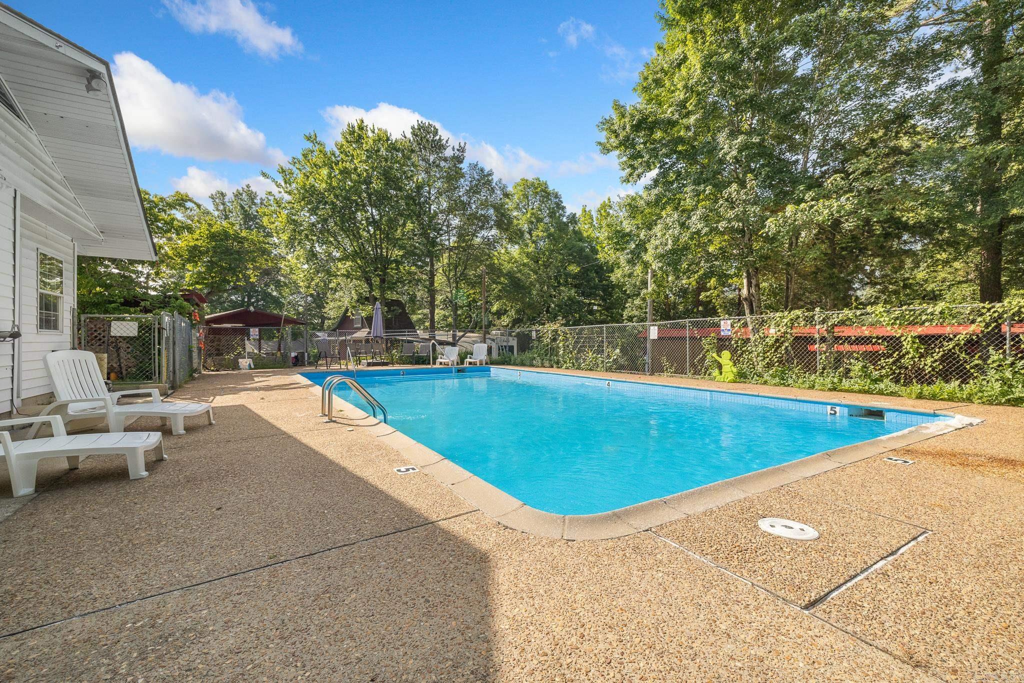 621 E Court  Jasper, AR