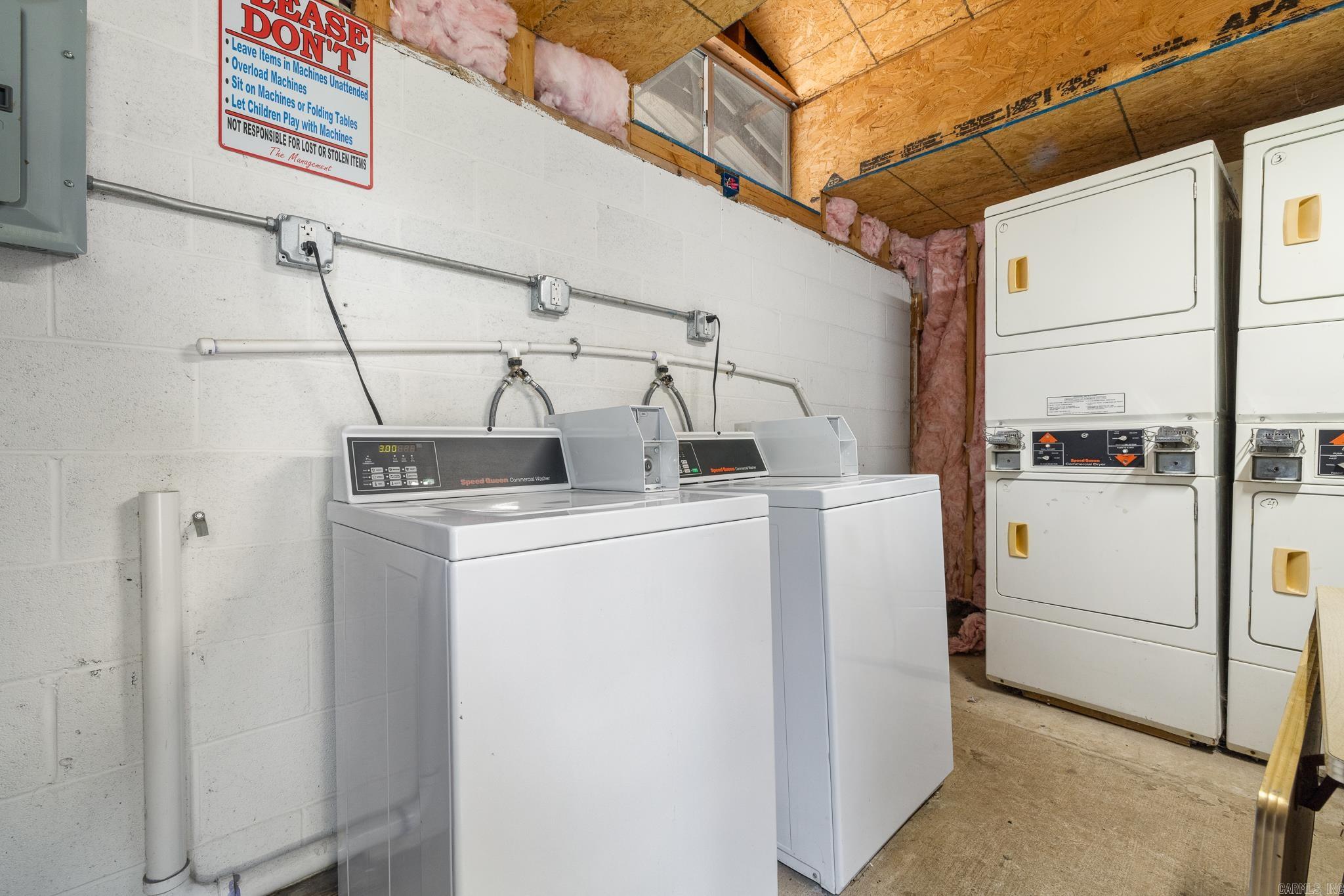 621 E Court  Jasper, AR