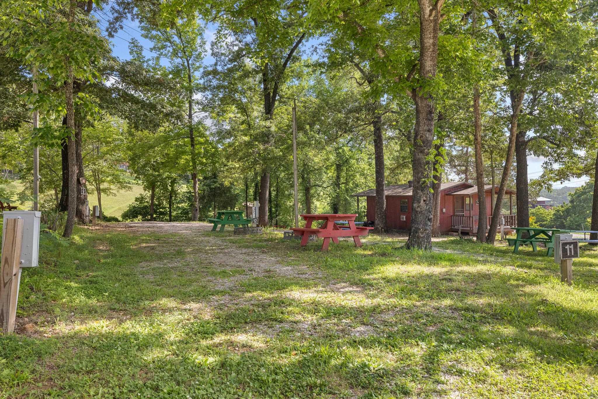 621 E Court  Jasper, AR