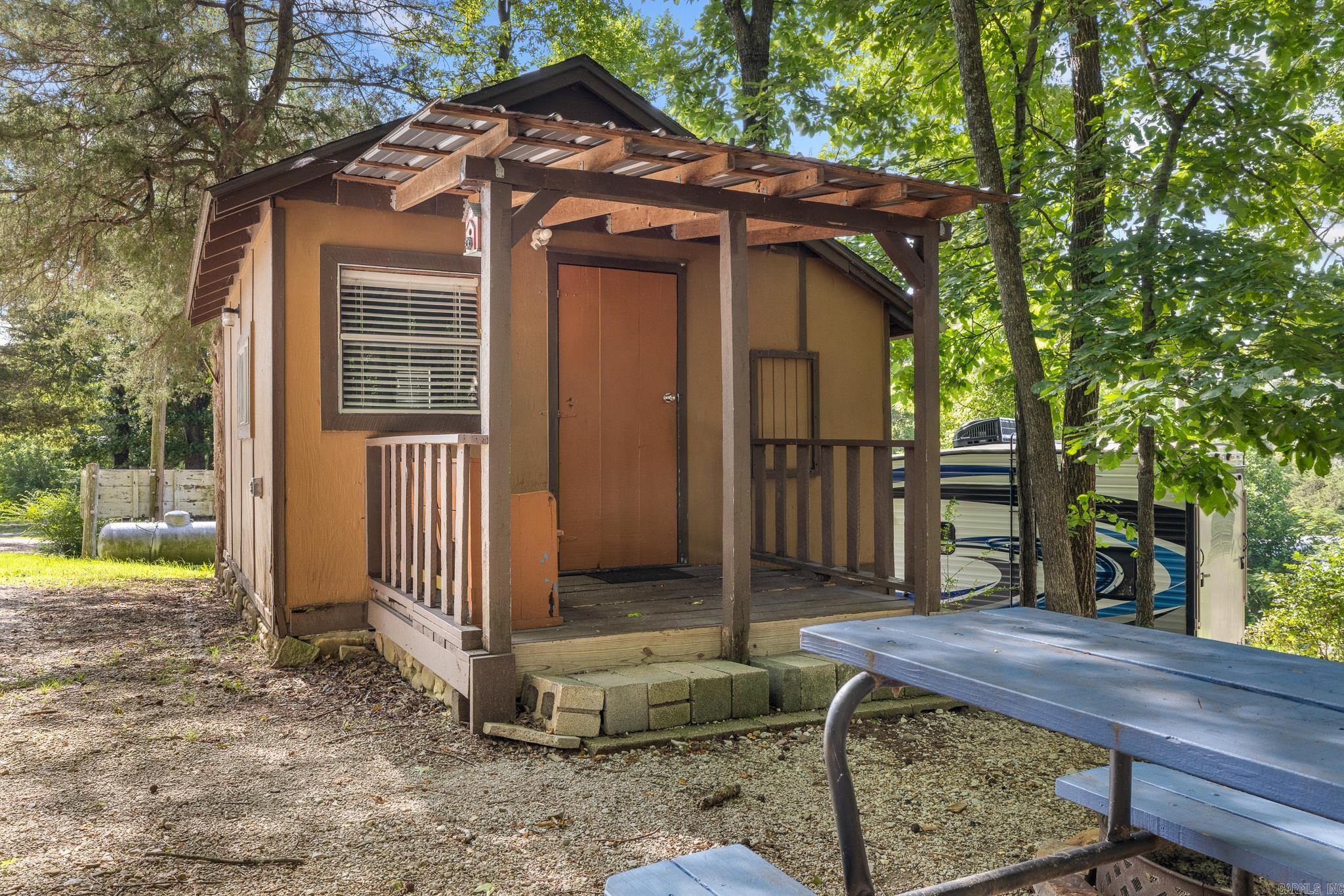 621 E Court  Jasper, AR