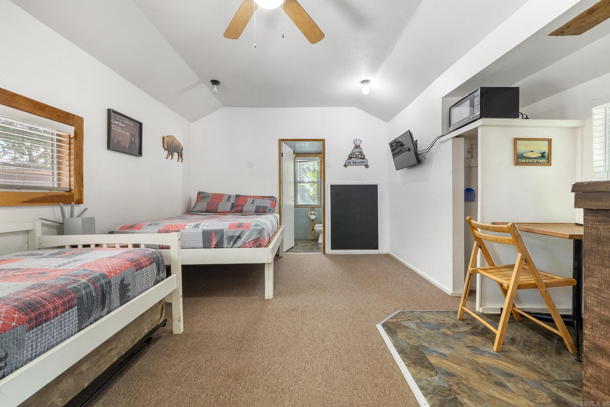 621 E Court  Jasper, AR