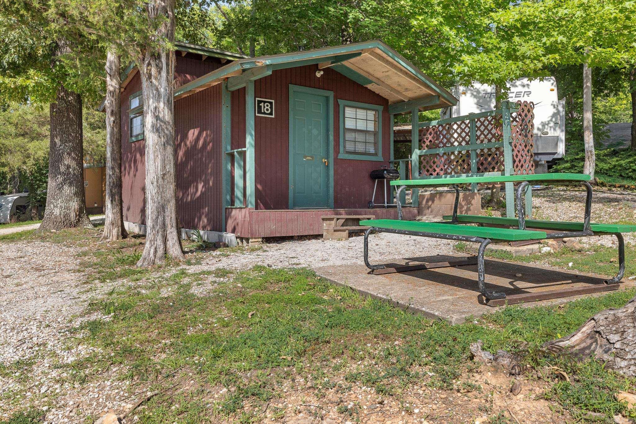 621 E Court  Jasper, AR