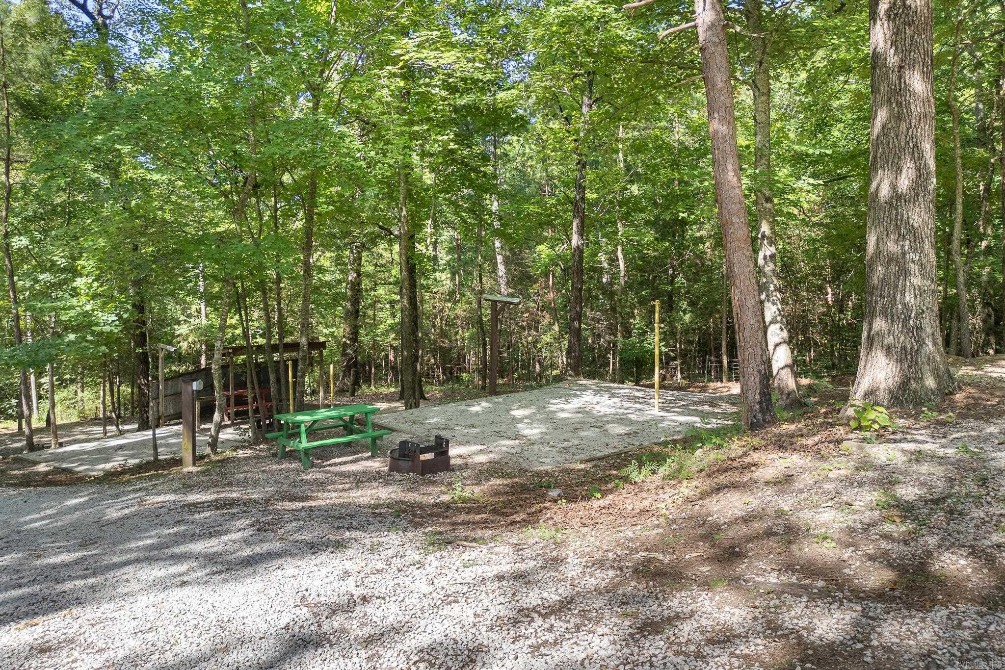 621 E Court  Jasper, AR