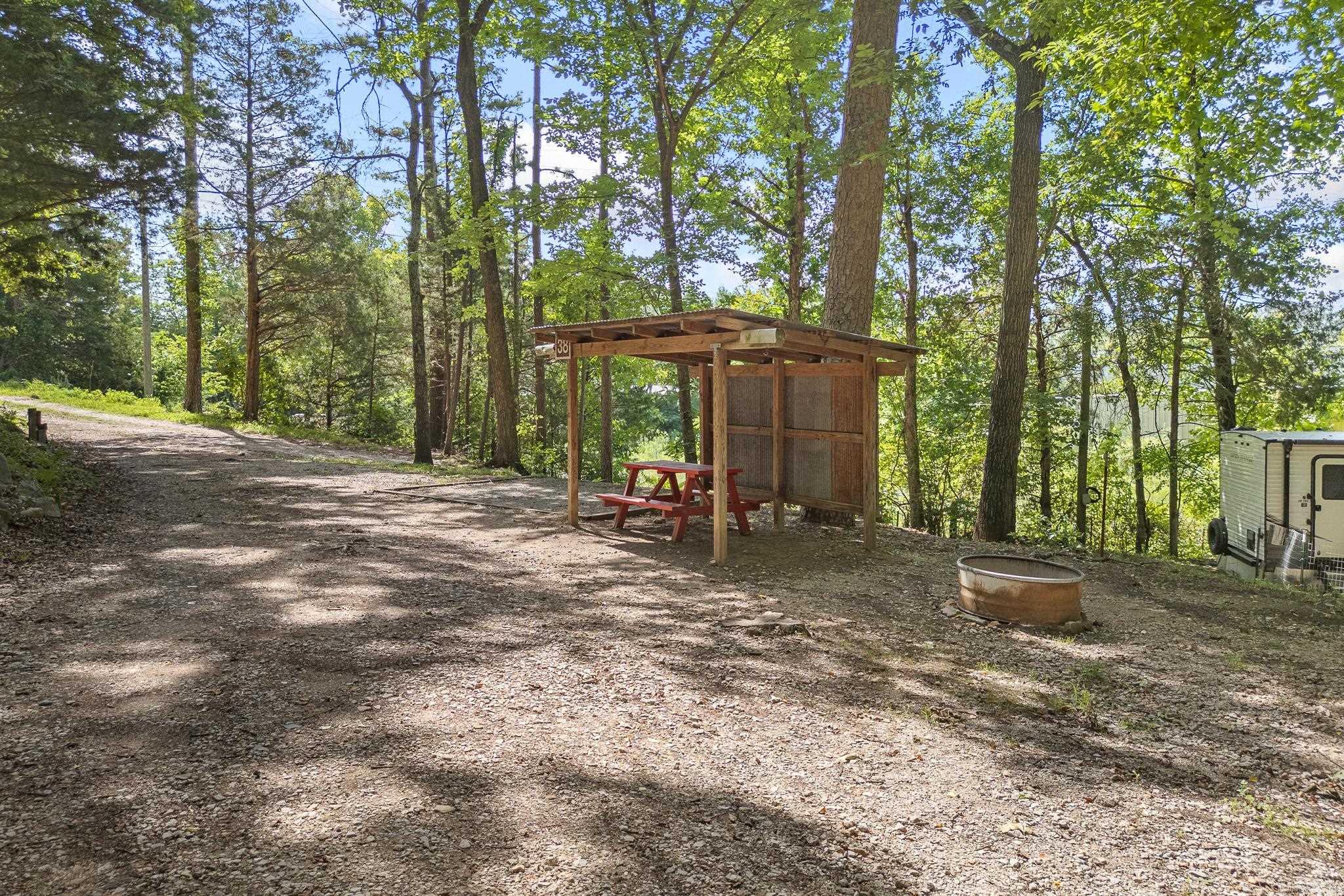 621 E Court  Jasper, AR