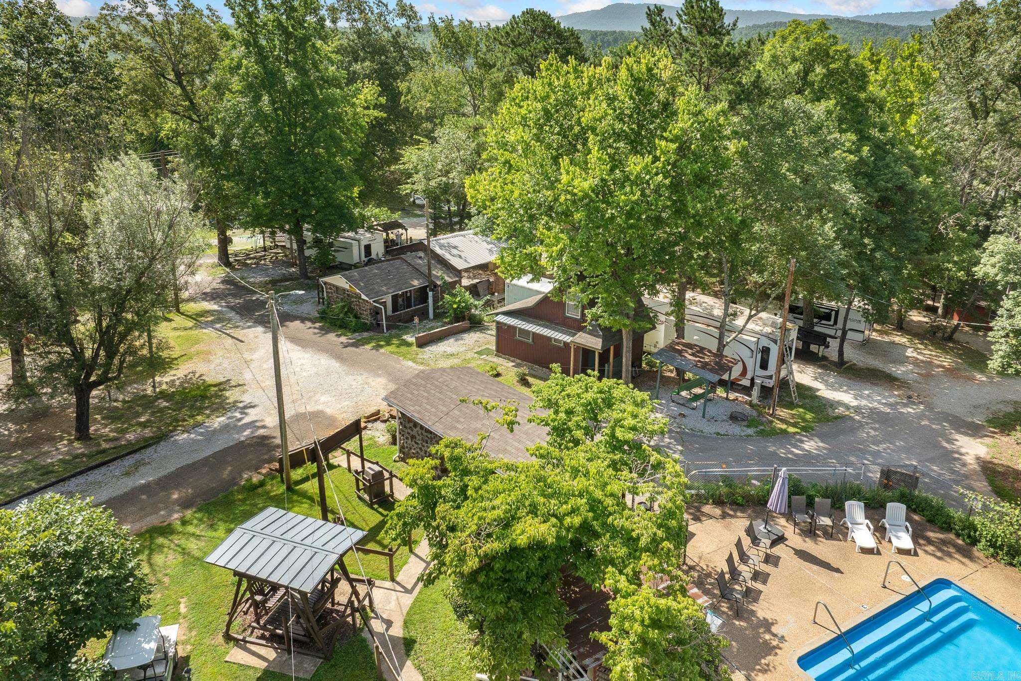 621 E Court  Jasper, AR