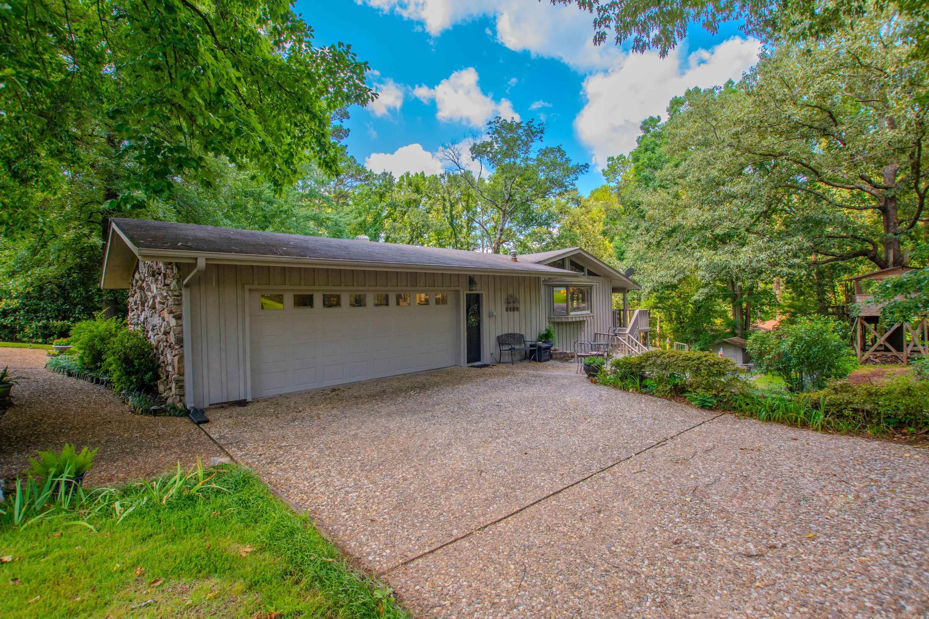 1620 Brookview  Benton, AR