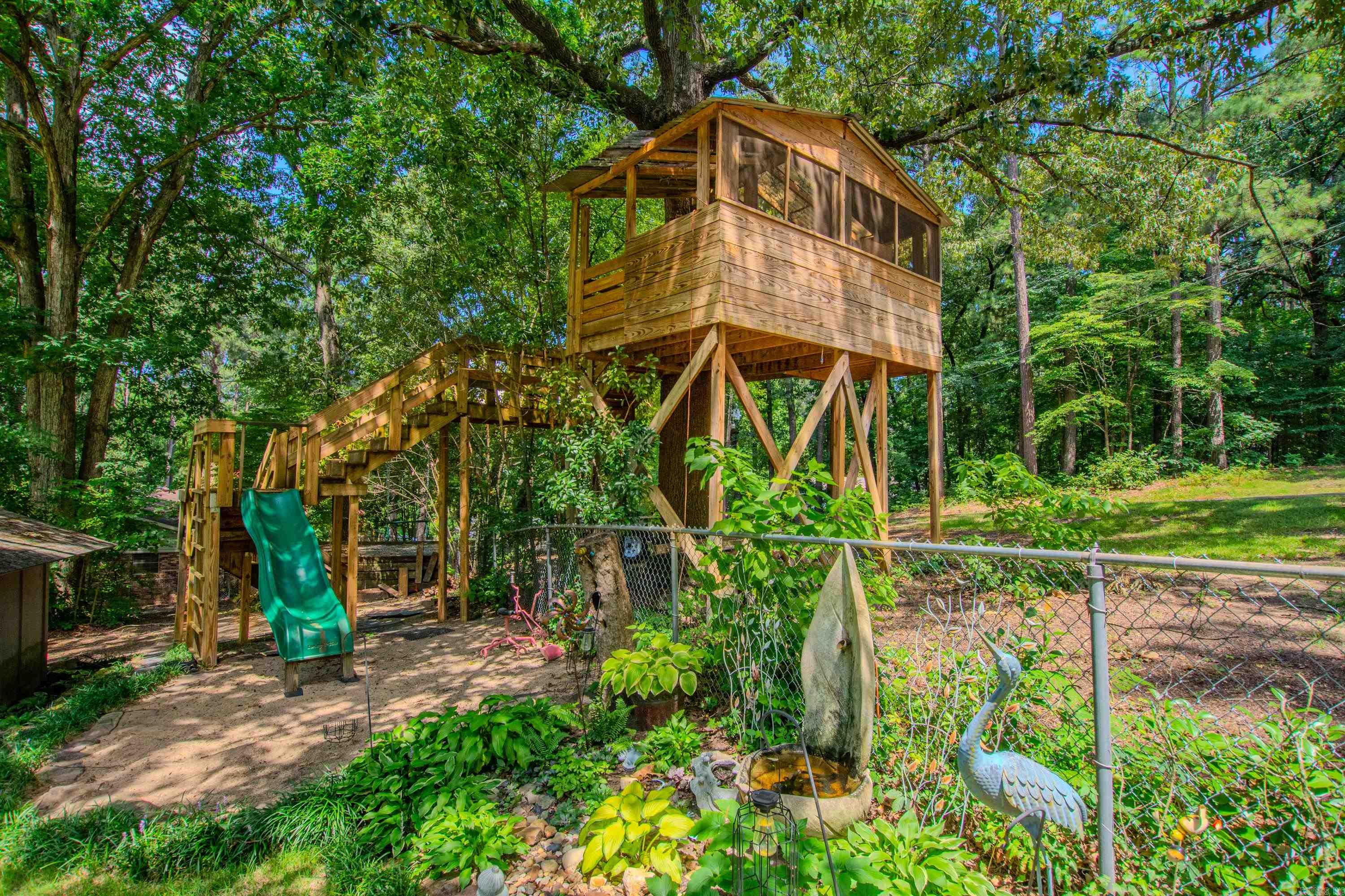 1620 Brookview  Benton, AR