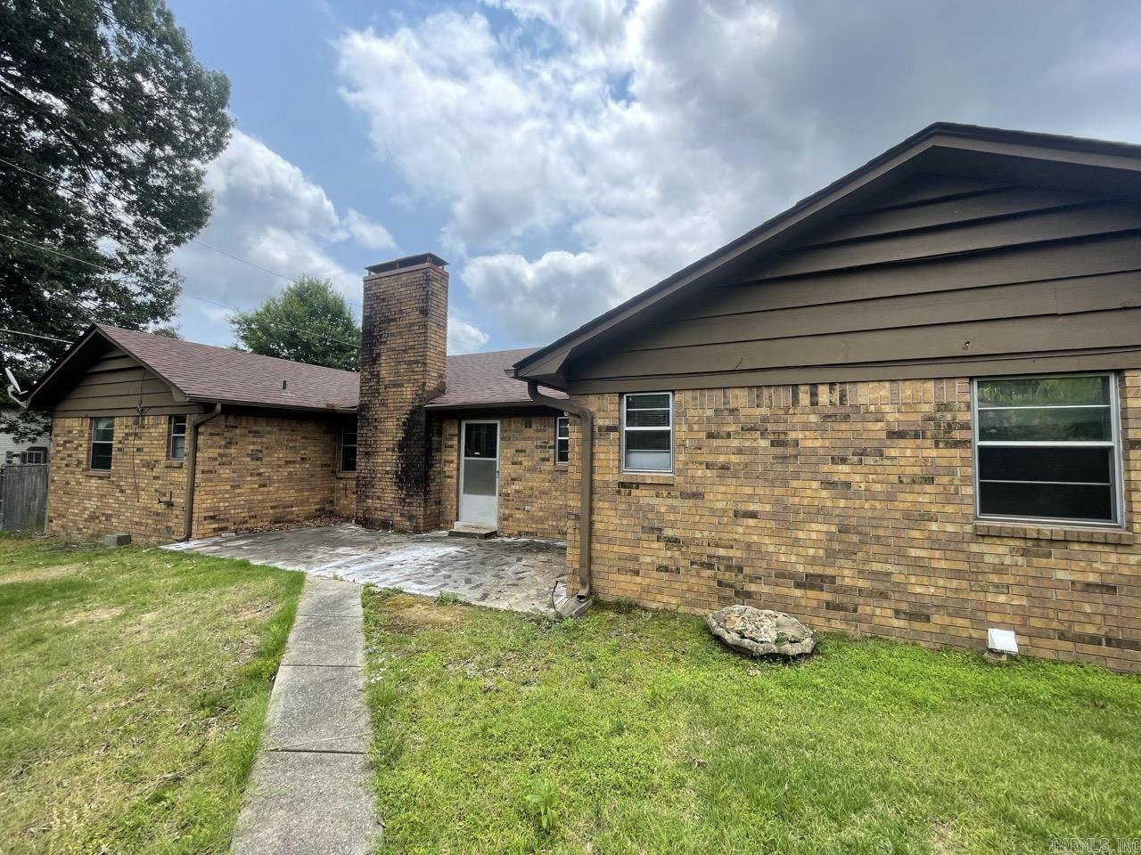 1400 Hawkwood  Sherwood, AR