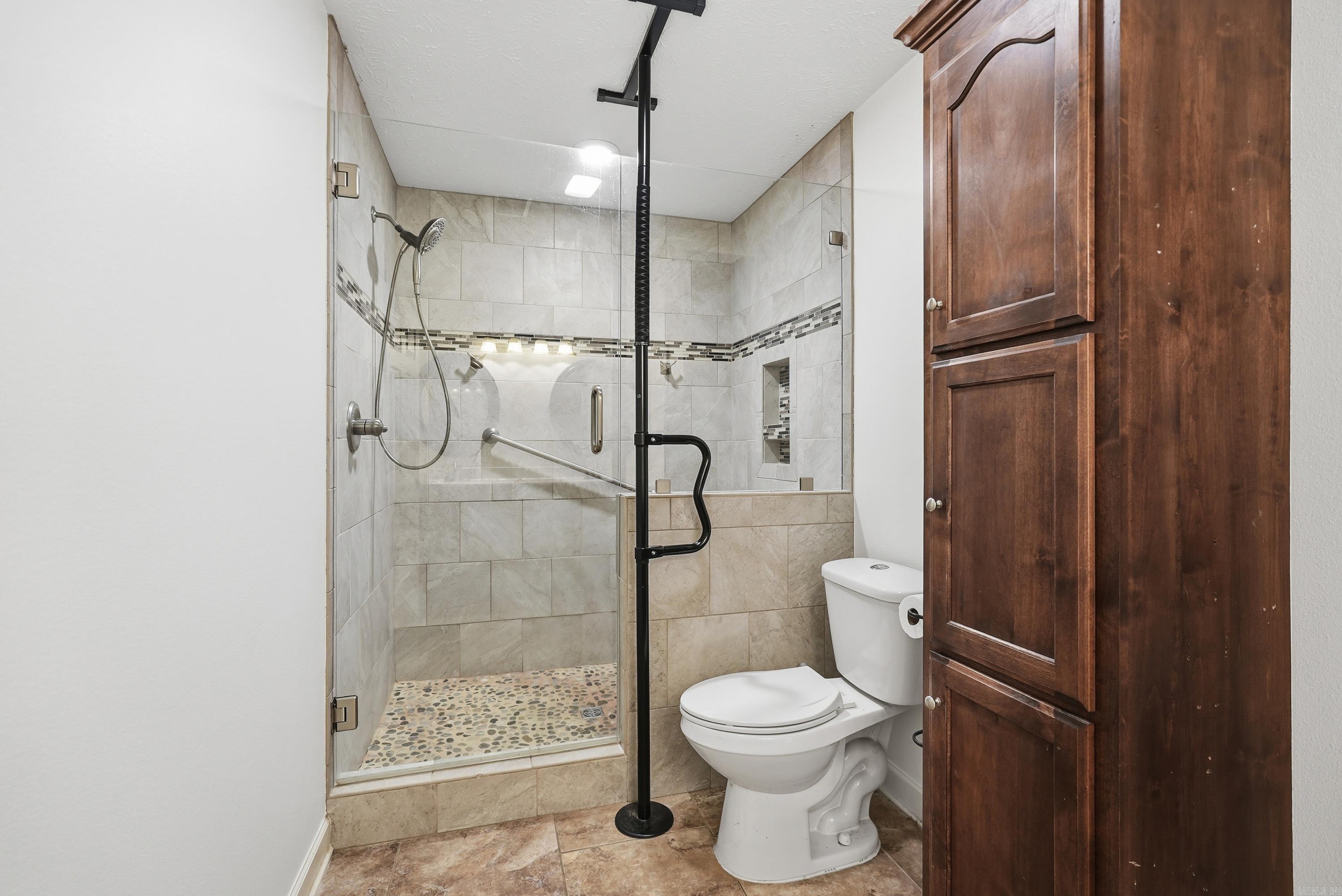 6 Cedar Knolls Loop  Greenbrier, AR