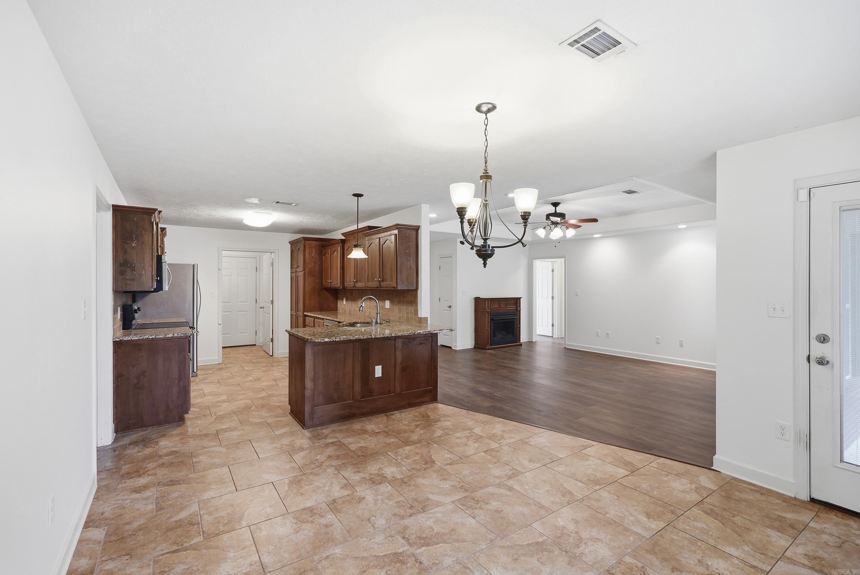 6 Cedar Knolls Loop  Greenbrier, AR