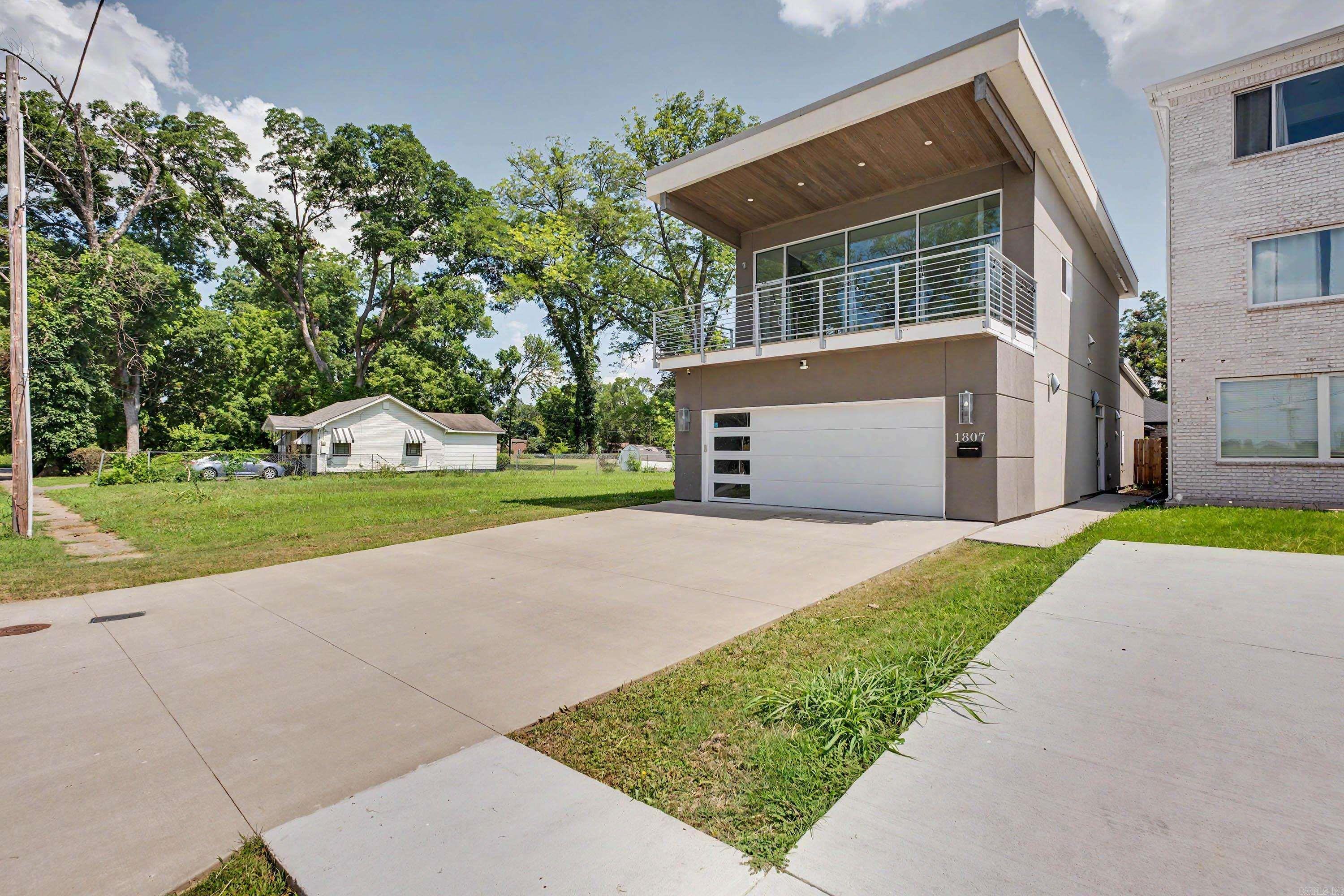 1807 E 3rd  Little Rock, AR