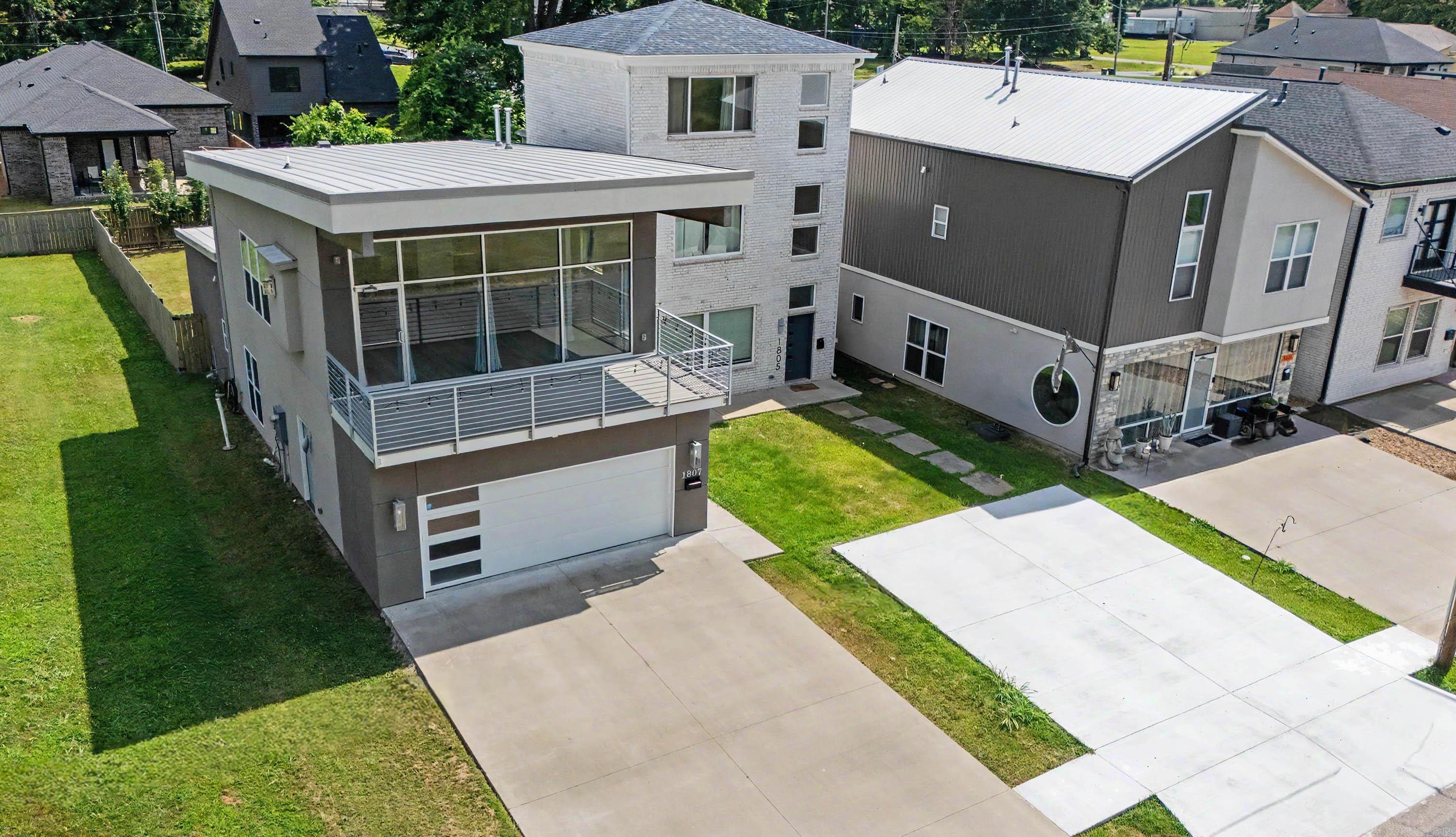 1807 E 3rd  Little Rock, AR