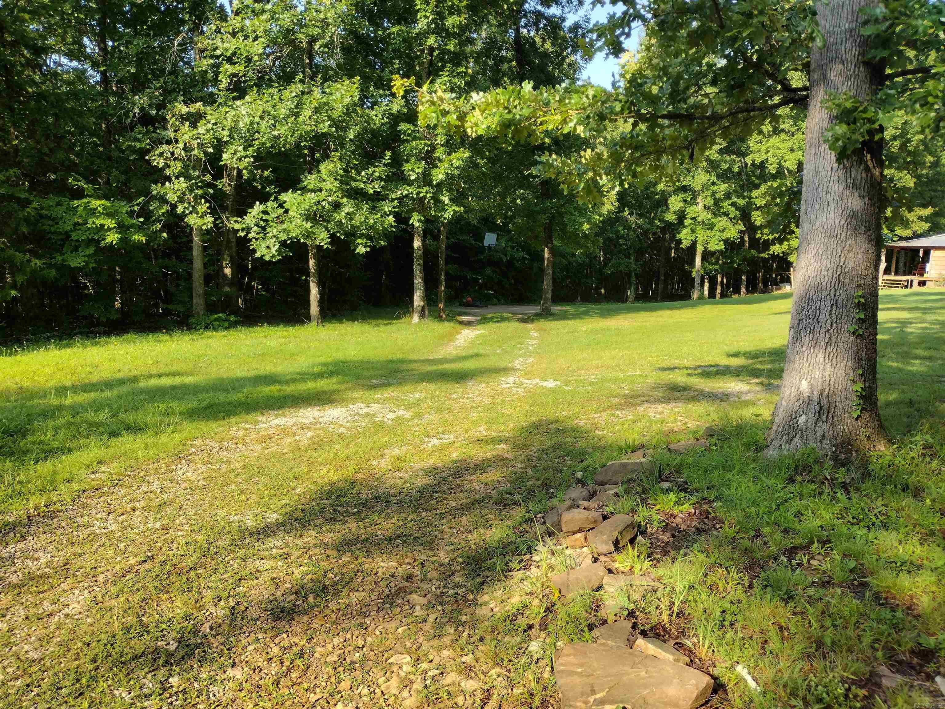 513 Flat Rock RD  Mountain View, AR