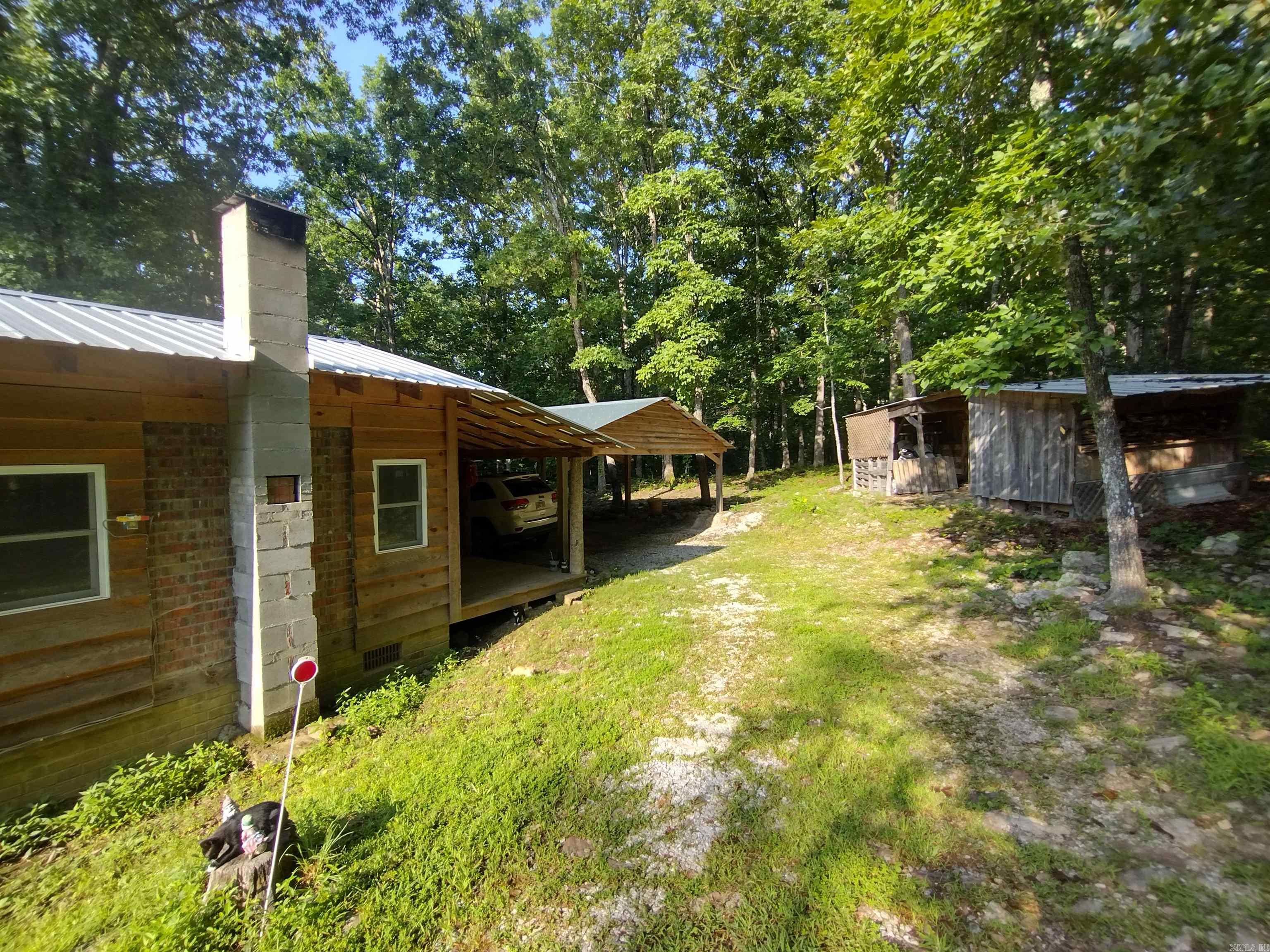 513 Flat Rock RD  Mountain View, AR