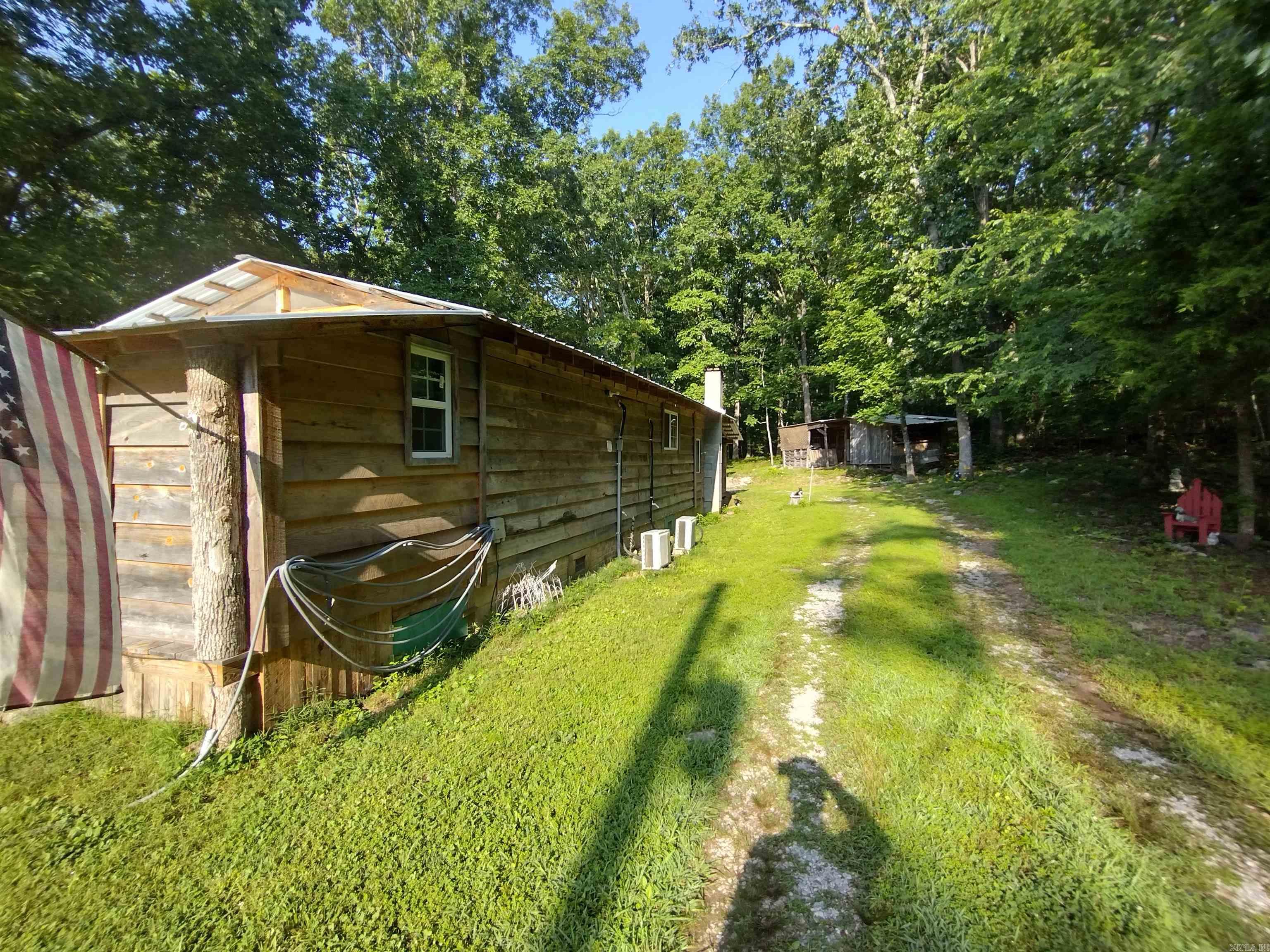 513 Flat Rock RD  Mountain View, AR
