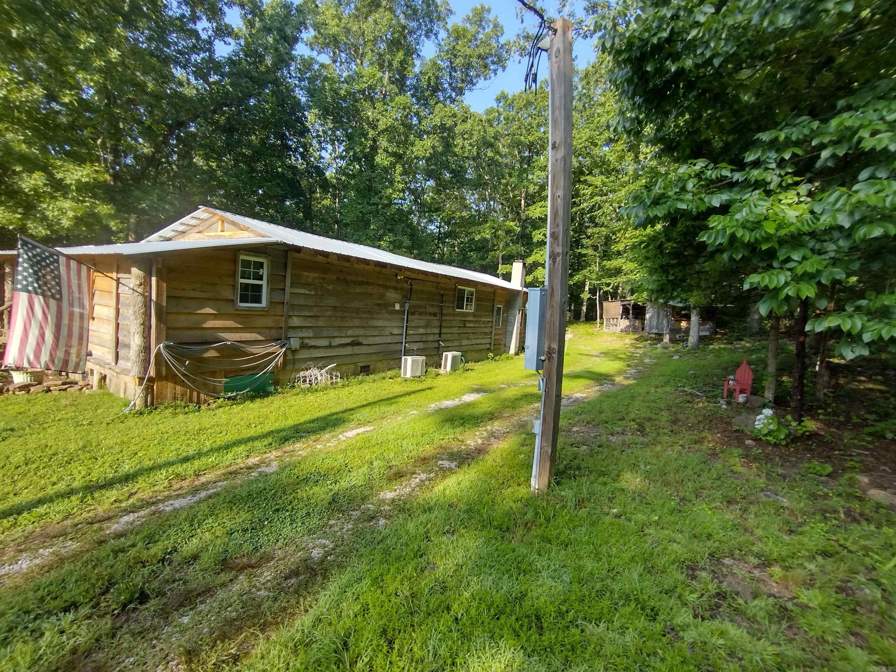 513 Flat Rock RD  Mountain View, AR
