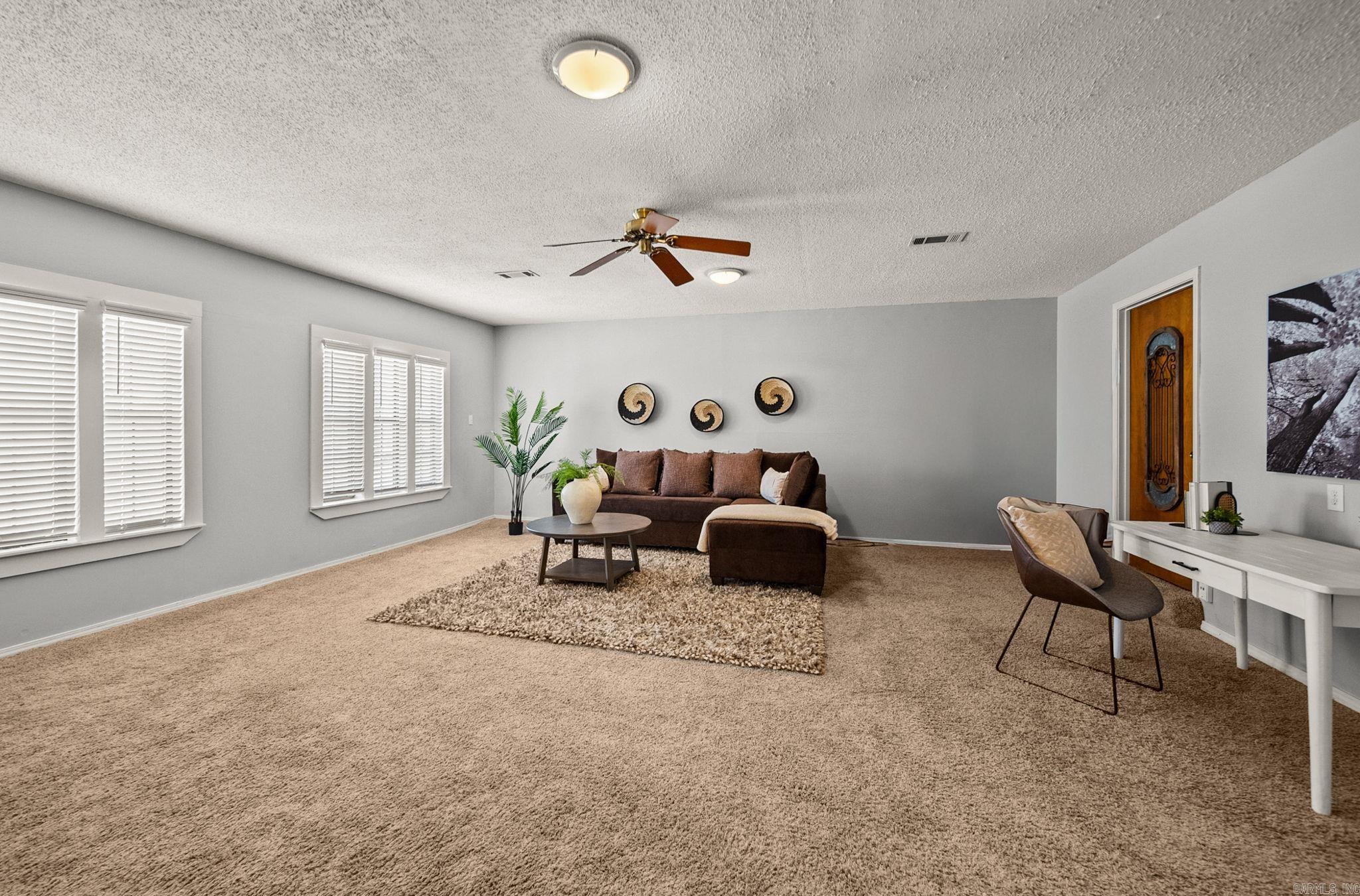 19 Hightrail  Maumelle, AR