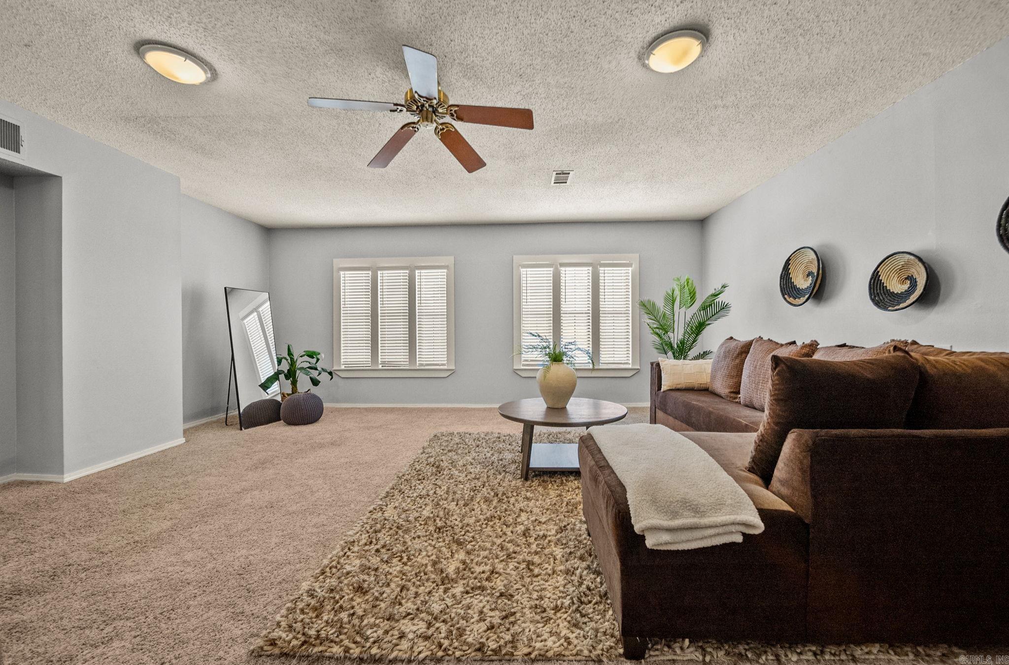 19 Hightrail  Maumelle, AR
