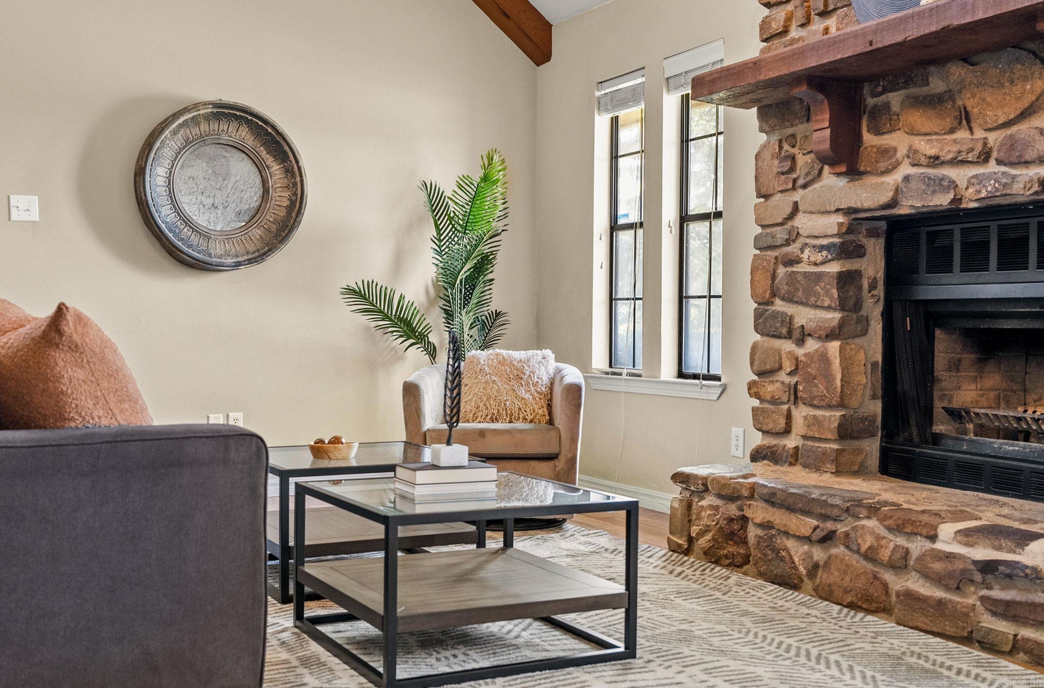 19 Hightrail  Maumelle, AR