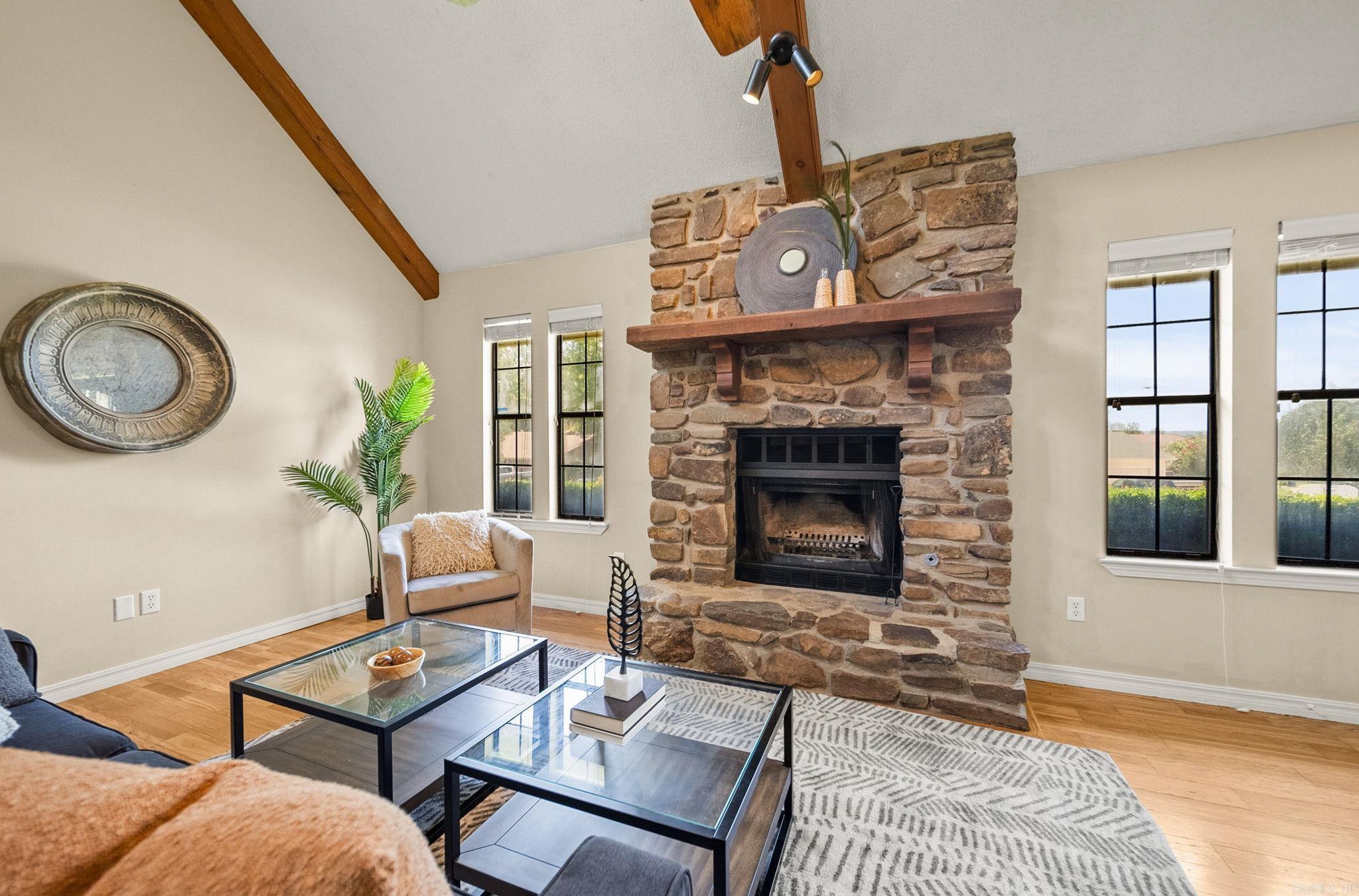 19 Hightrail  Maumelle, AR
