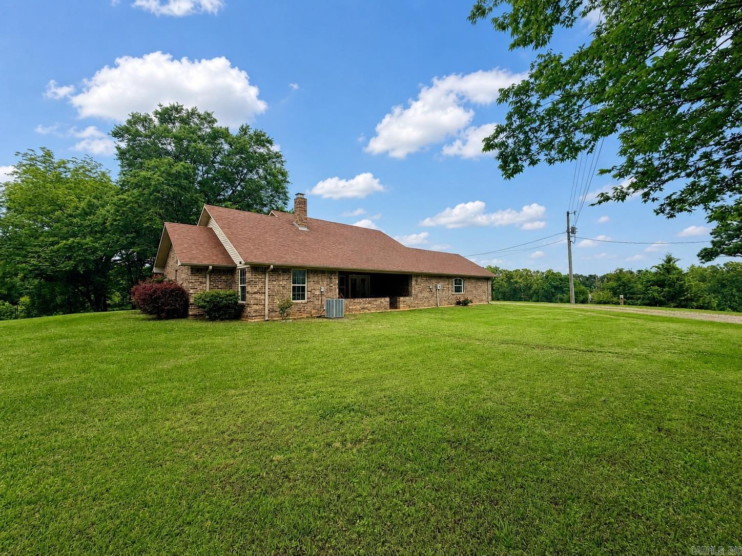 1374 Highway 317  Lockesburg, AR