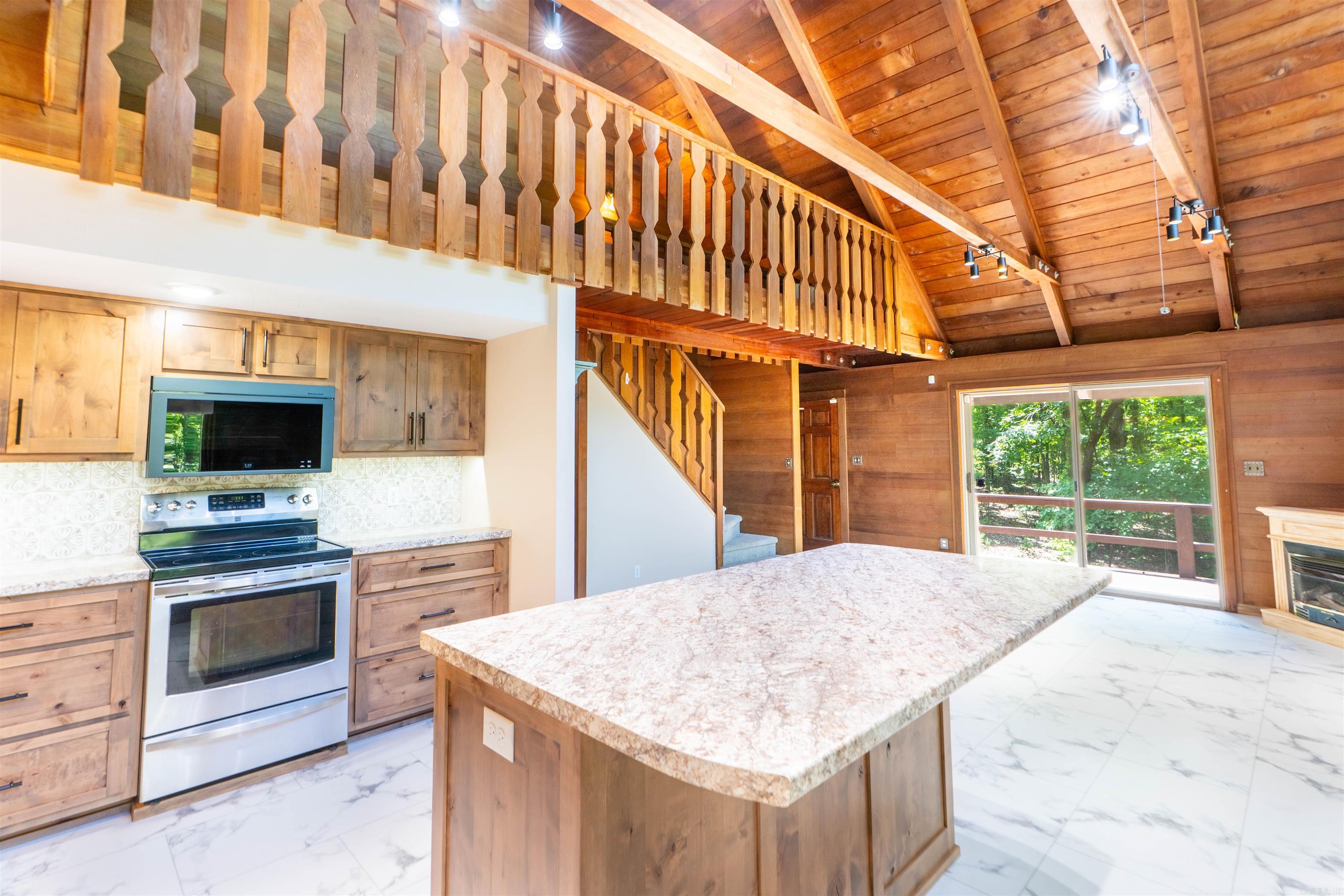 27 Oho  Cherokee Village, AR