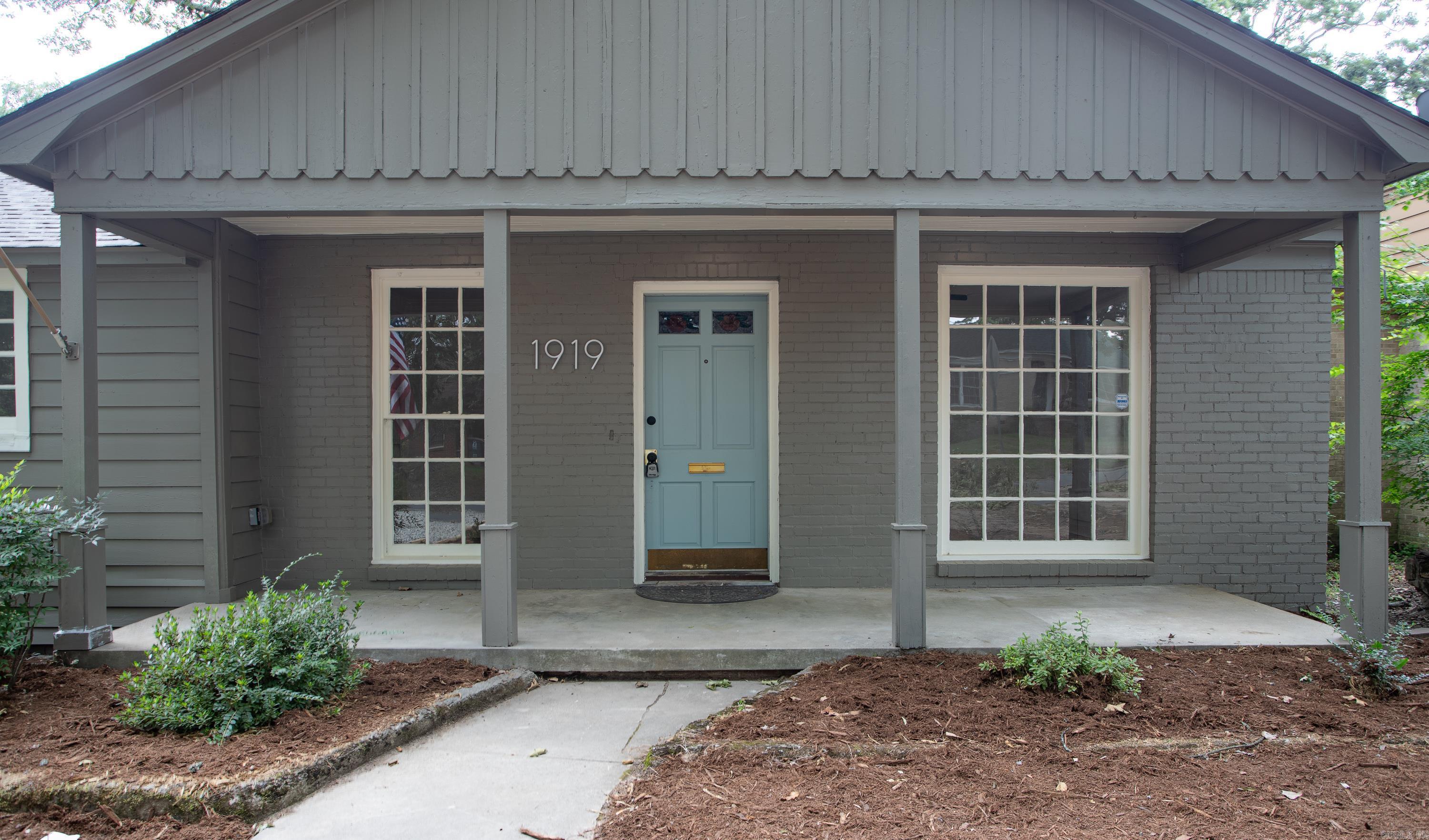 1919 S Taylor  Little Rock, AR