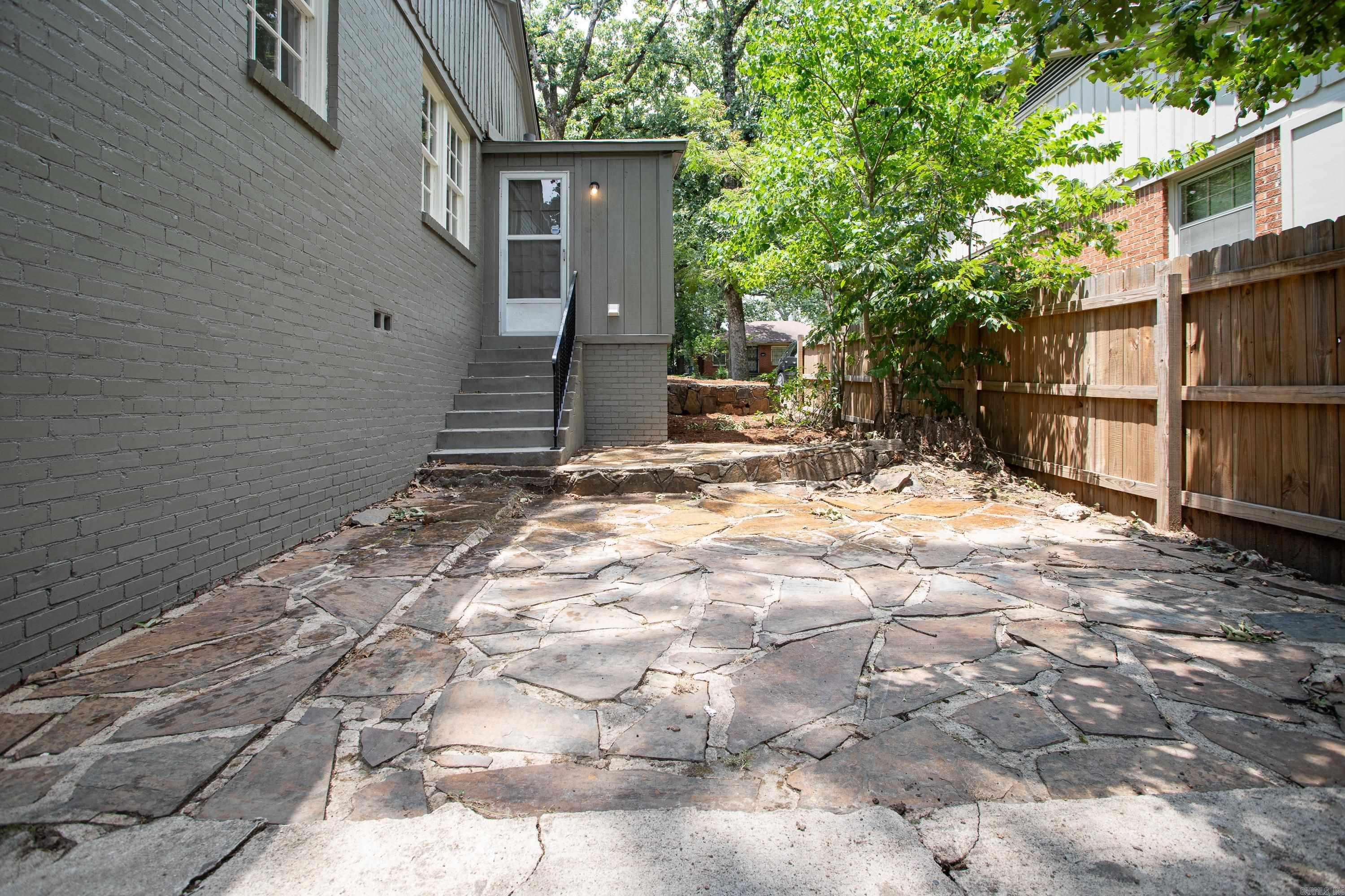 1919 S Taylor  Little Rock, AR