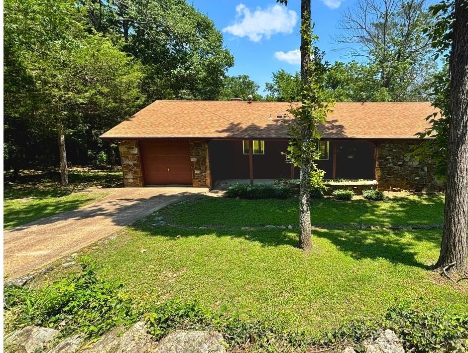 4 Otter  Cherokee Village, AR