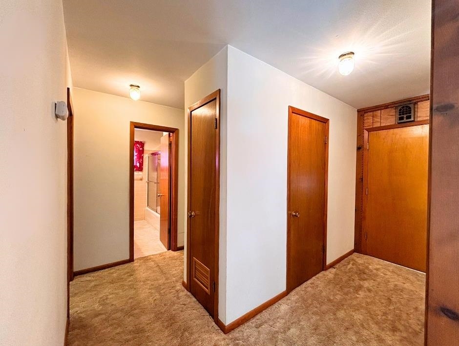 4 Otter  Cherokee Village, AR