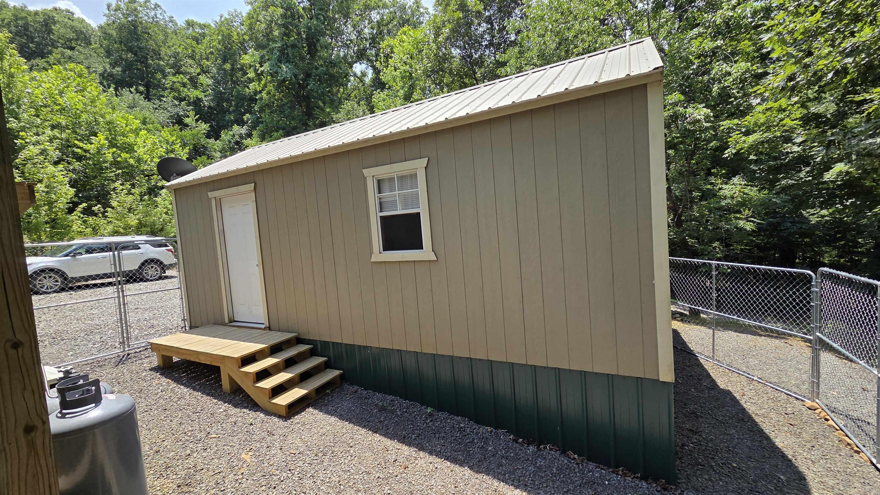 1745 Sandiff  Shirley, AR
