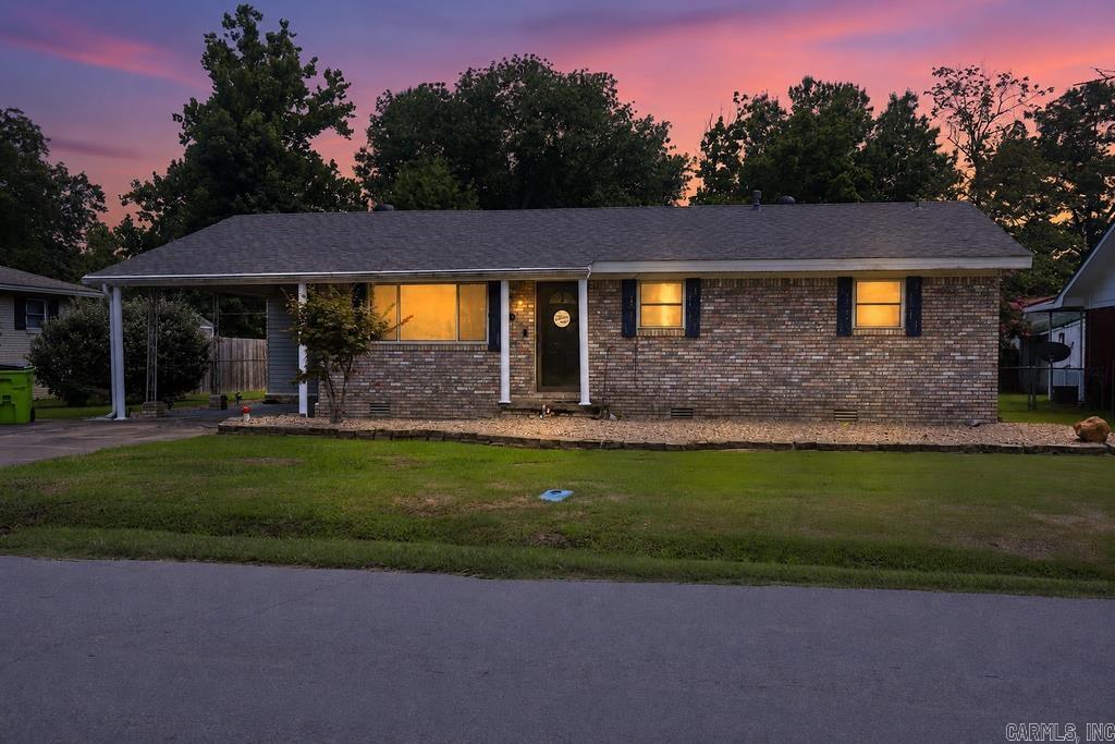 417 W 9th  Lonoke, AR
