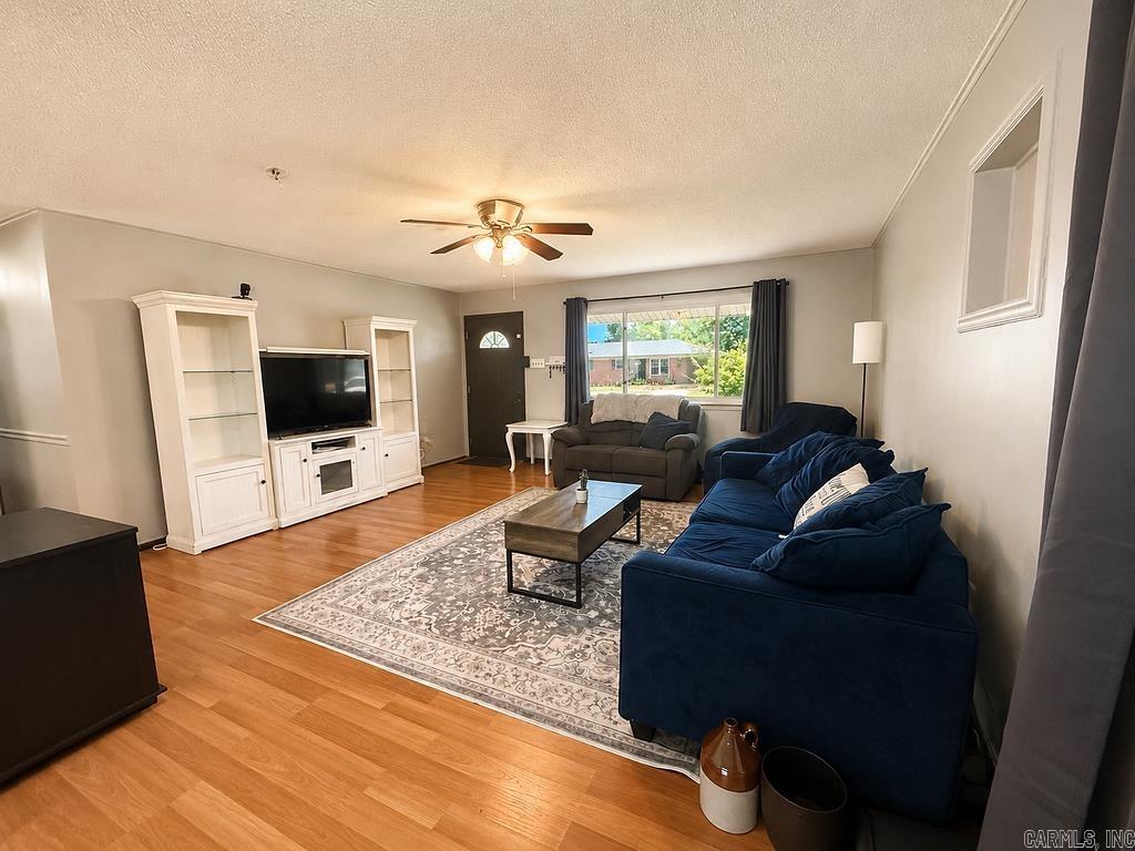 417 W 9th  Lonoke, AR