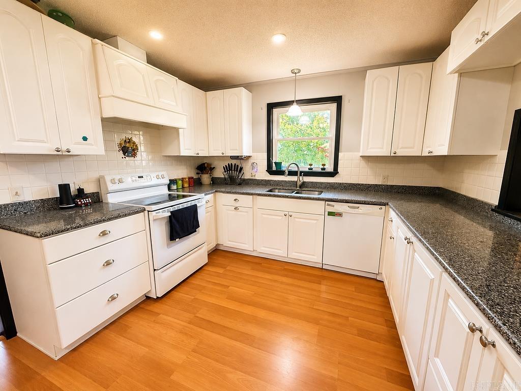 417 W 9th  Lonoke, AR