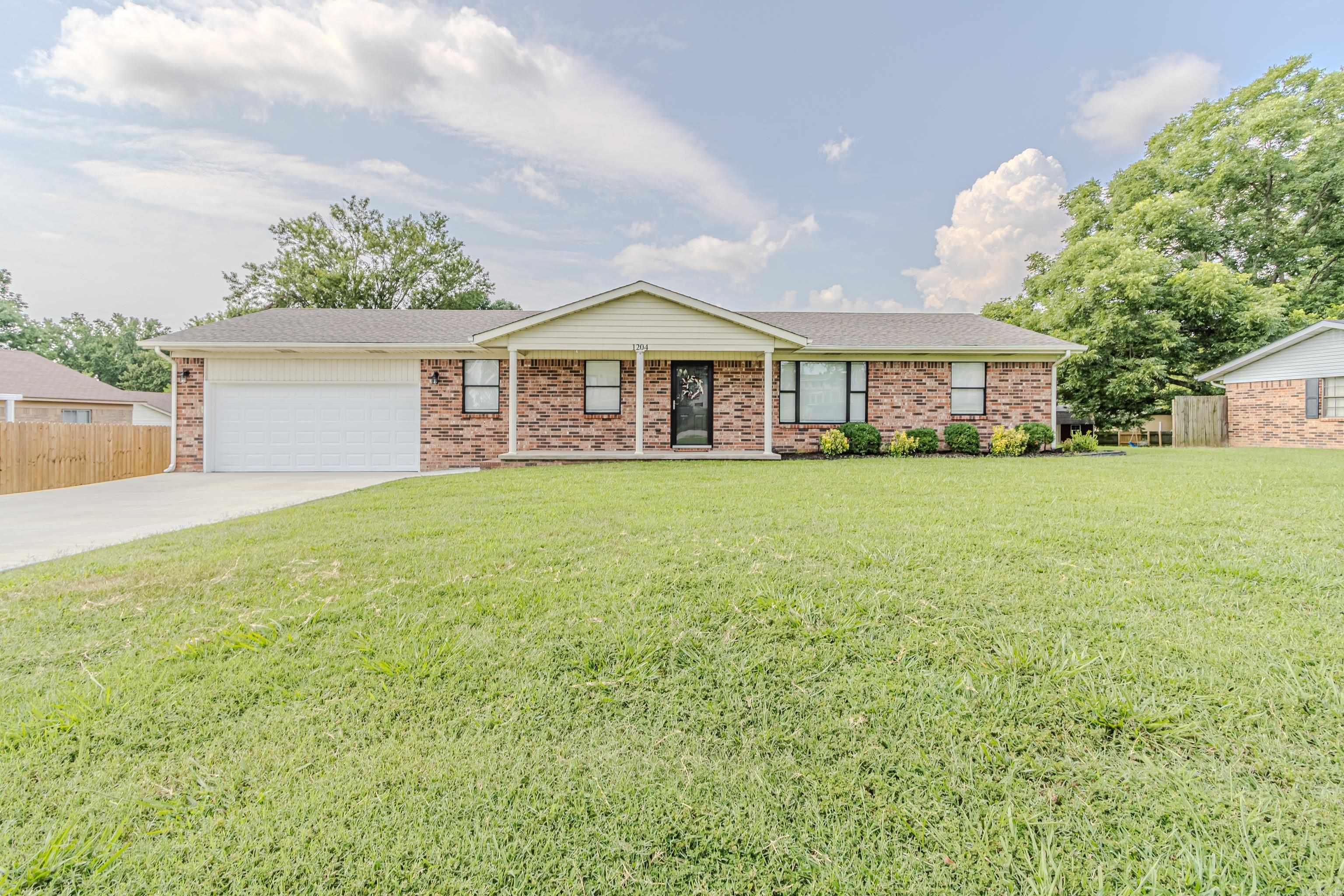1204 Michael St  Paragould, AR