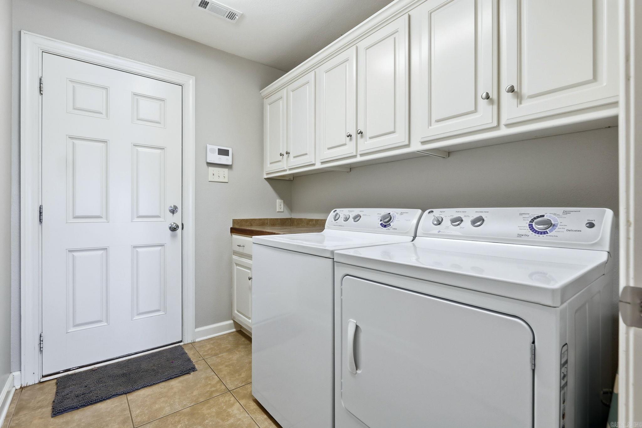 985 Mound View  England, AR