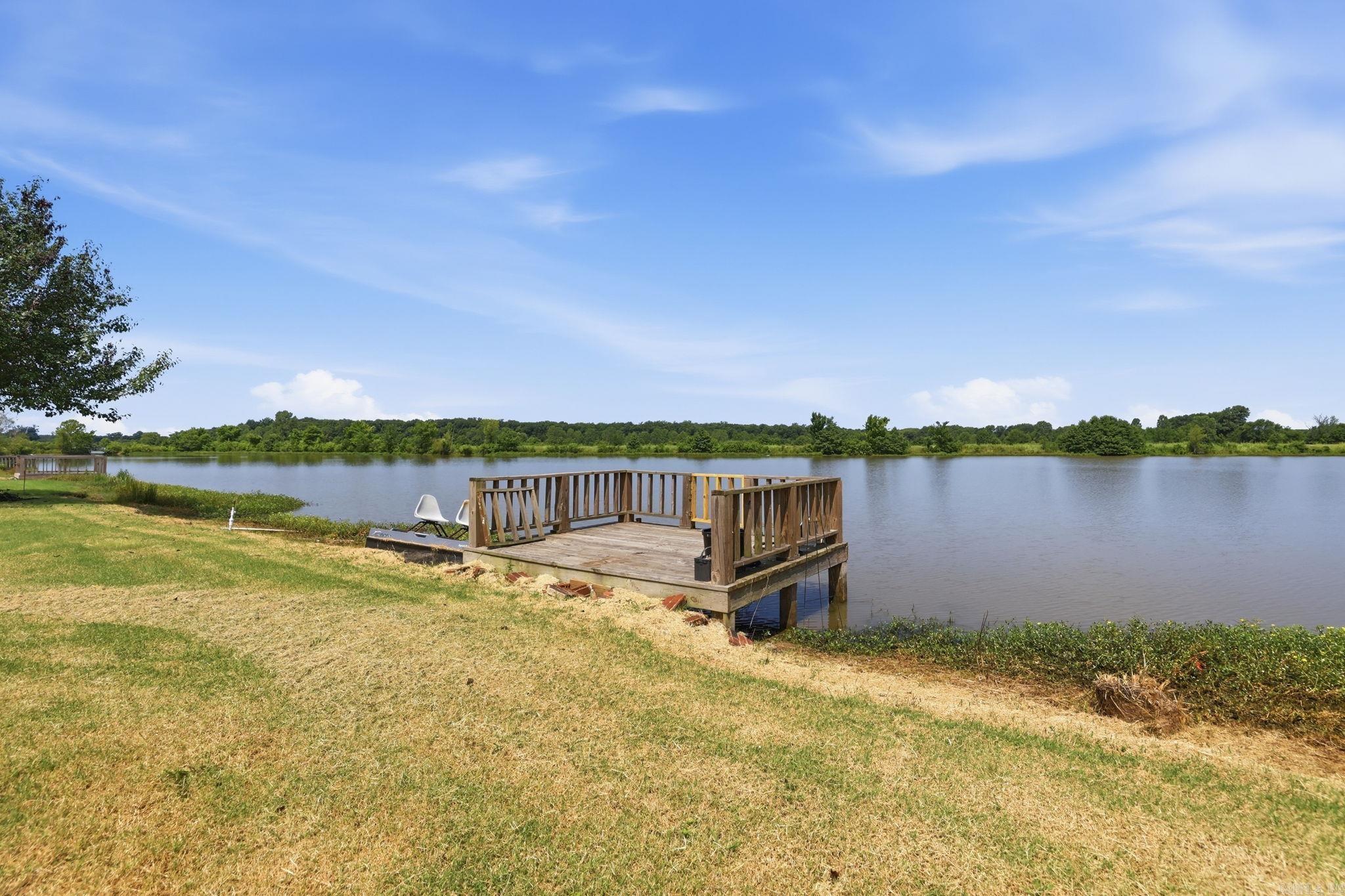 985 Mound View  England, AR