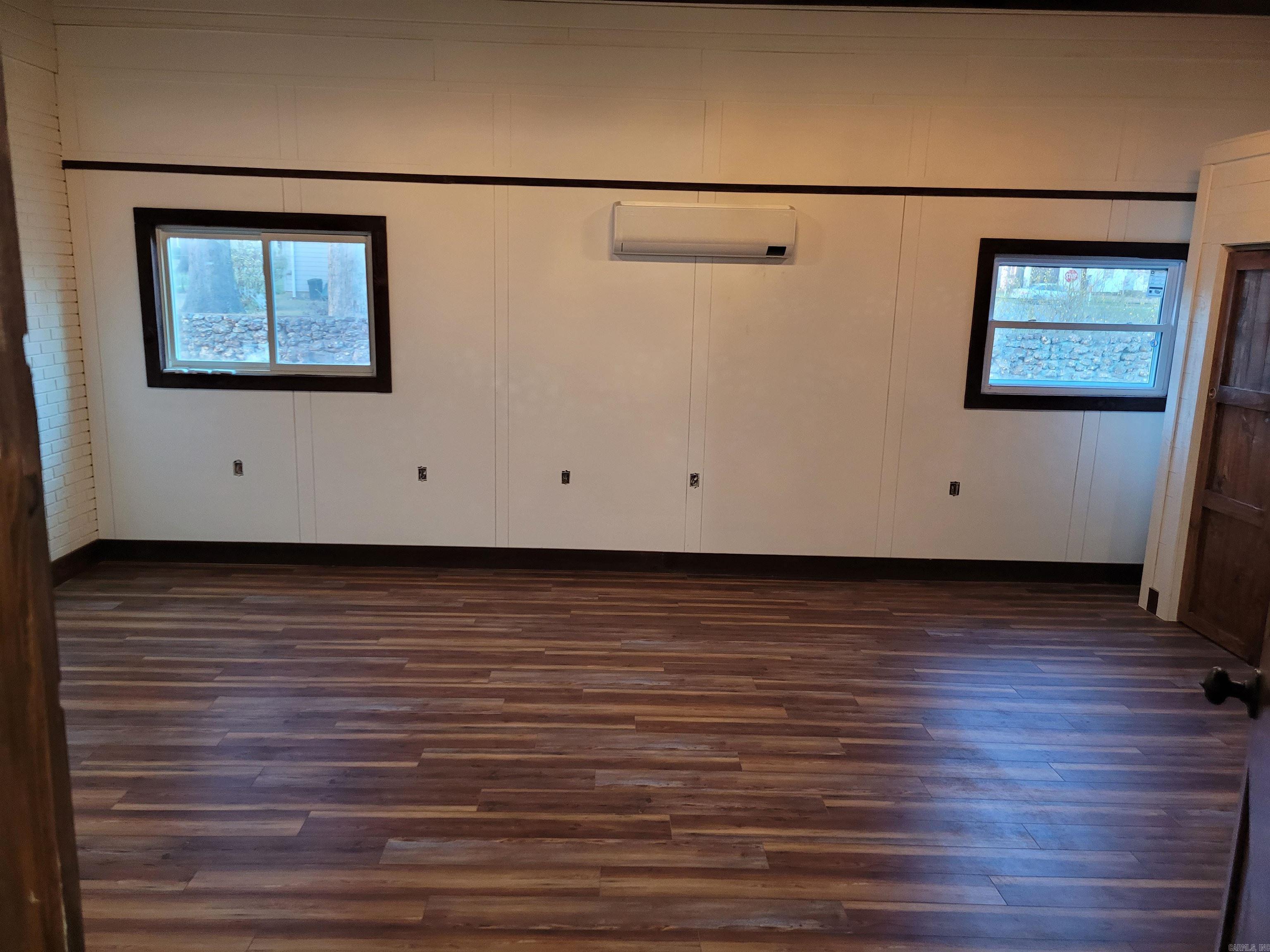 519 N 7th  Nashville, AR
