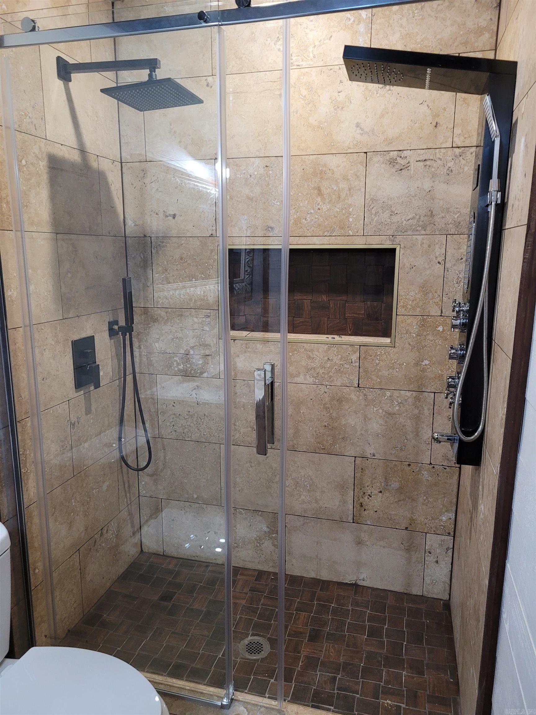 519 N 7th  Nashville, AR