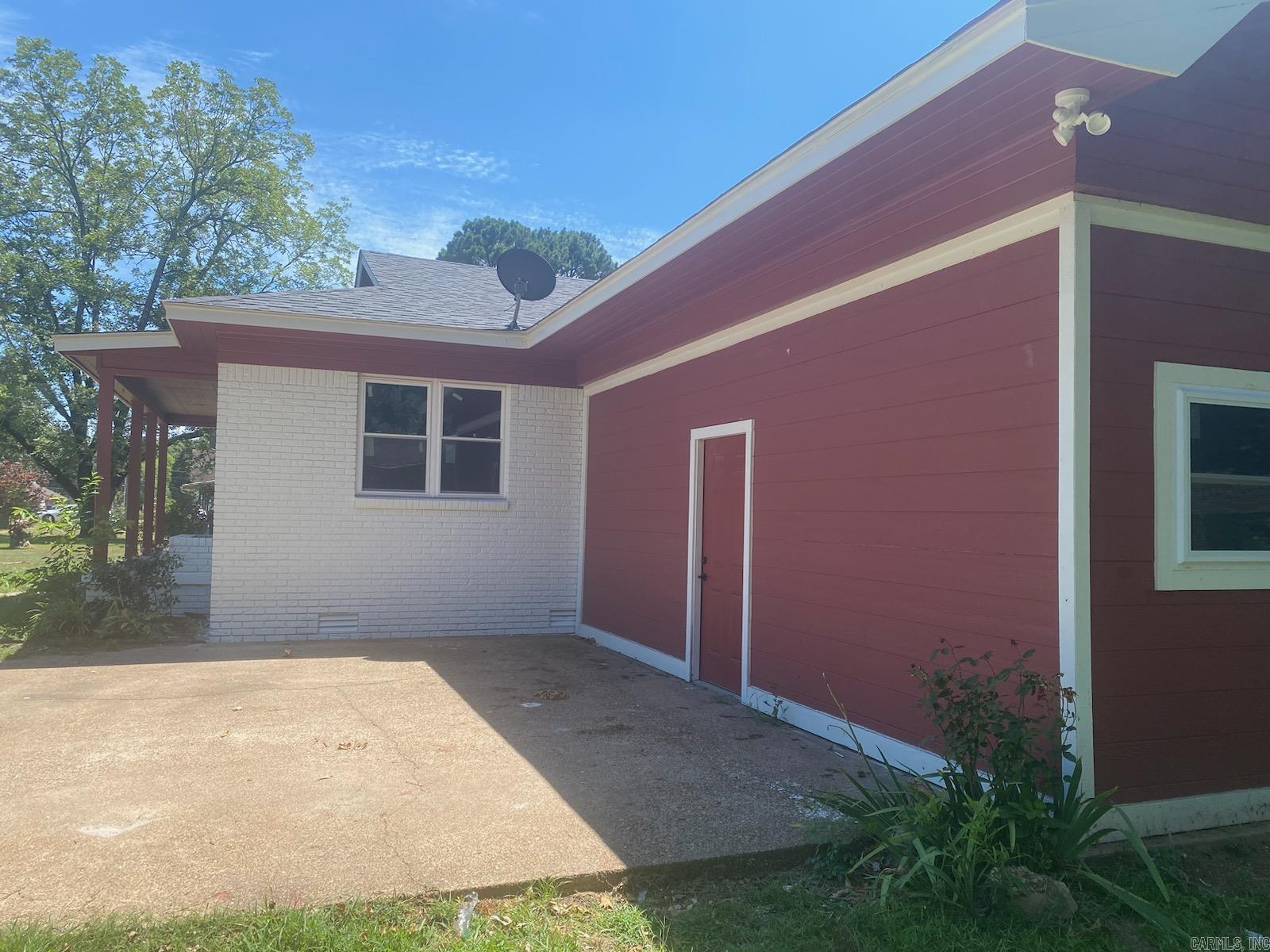 519 N 7th  Nashville, AR