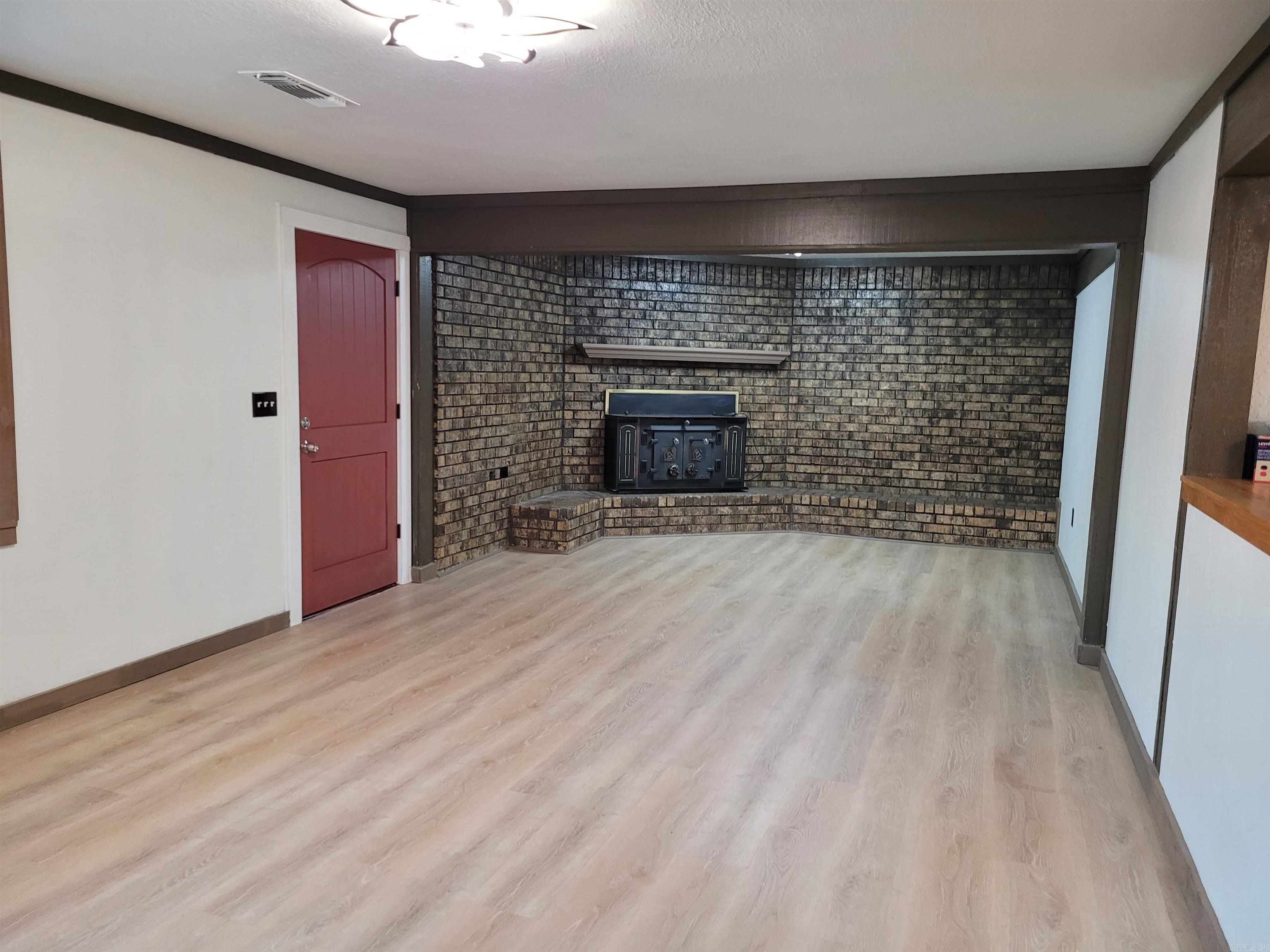 519 N 7th  Nashville, AR